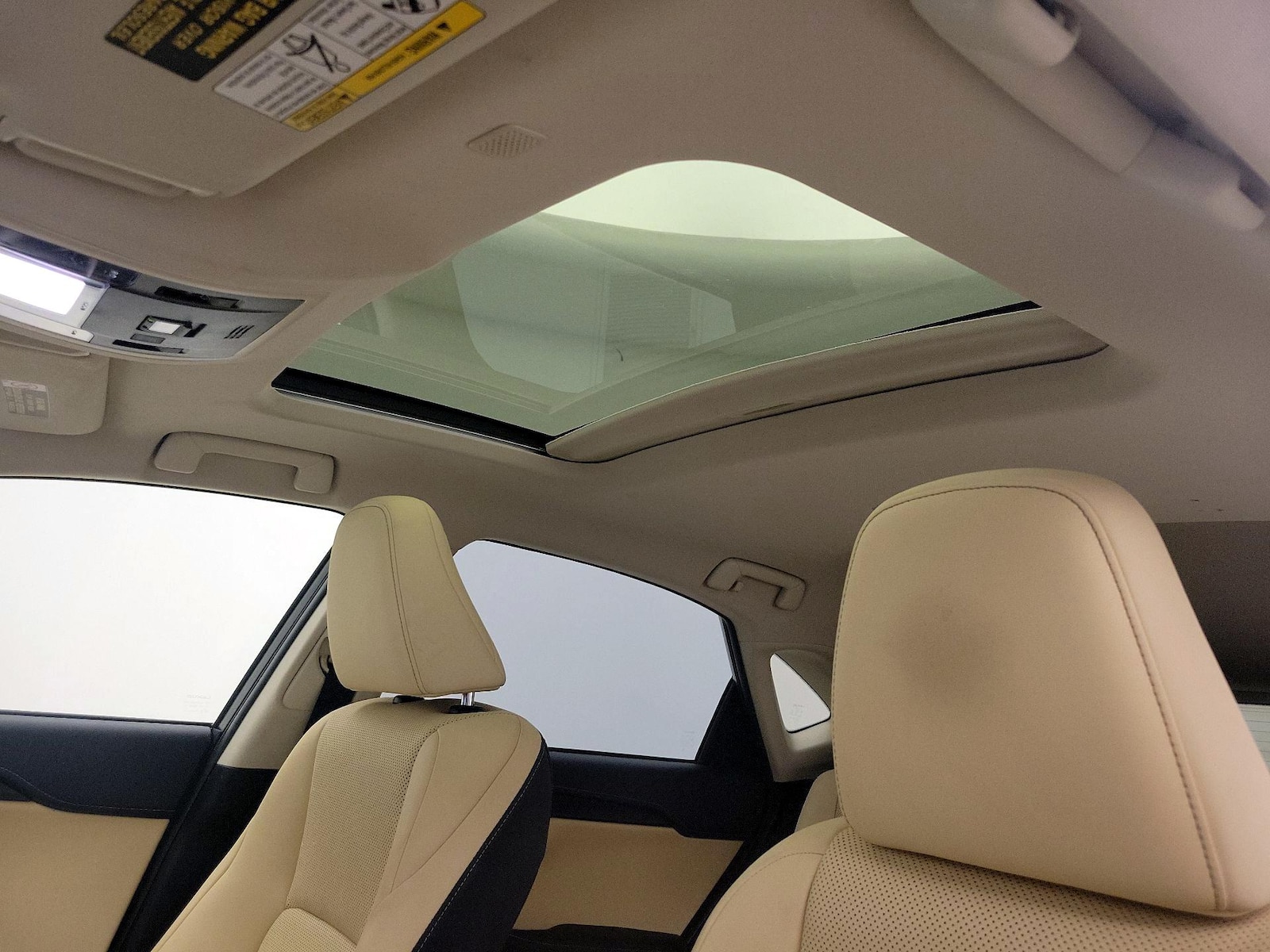 2021 Lexus NX 300 - Photo 21