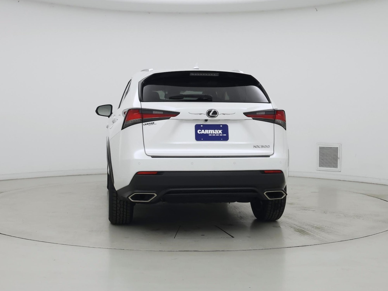 2021 Lexus NX 300 - Photo 7