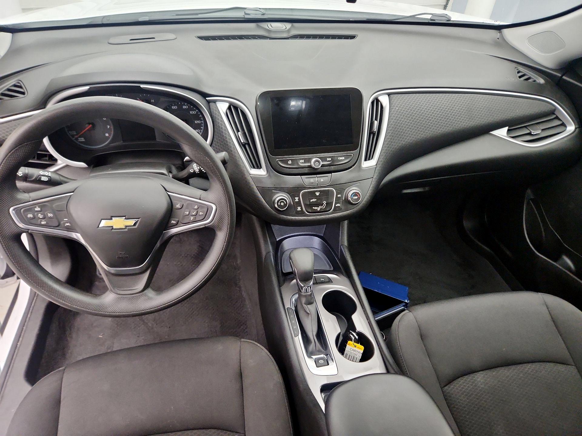 Thumbnail: 2023 Chevrolet Malibu - 9