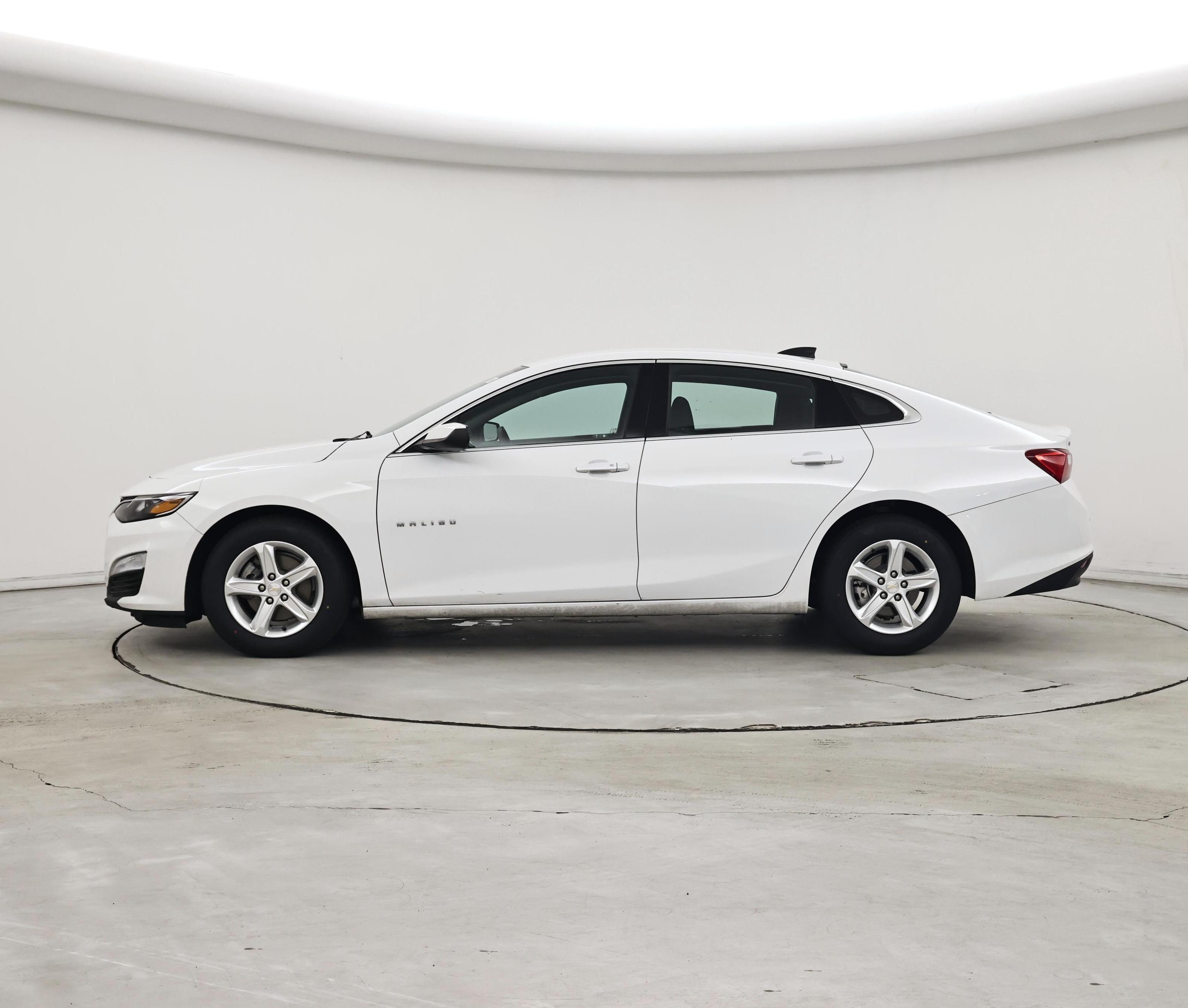 Thumbnail: 2023 Chevrolet Malibu - 3
