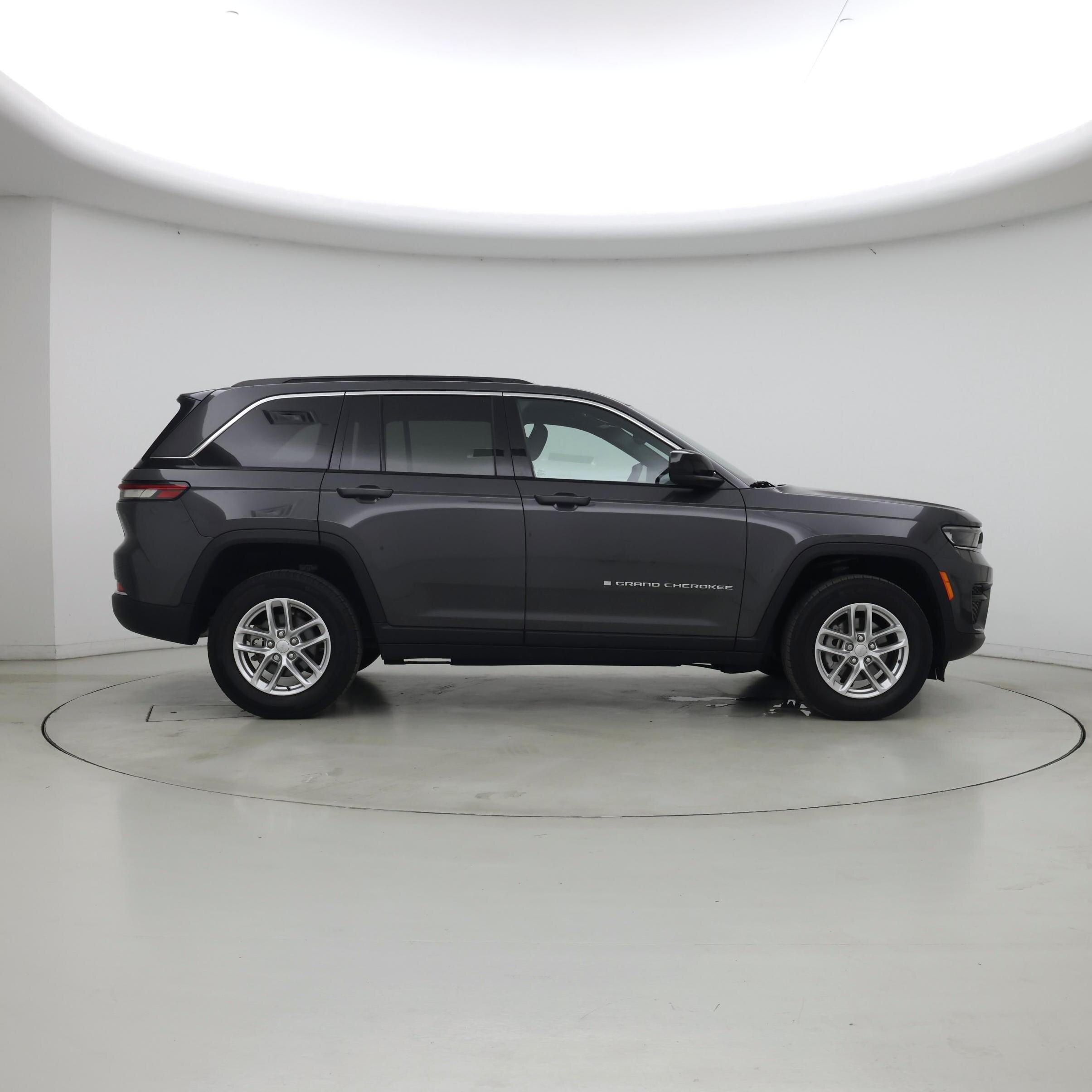 Thumbnail: 2024 Jeep Grand Cherokee - 7