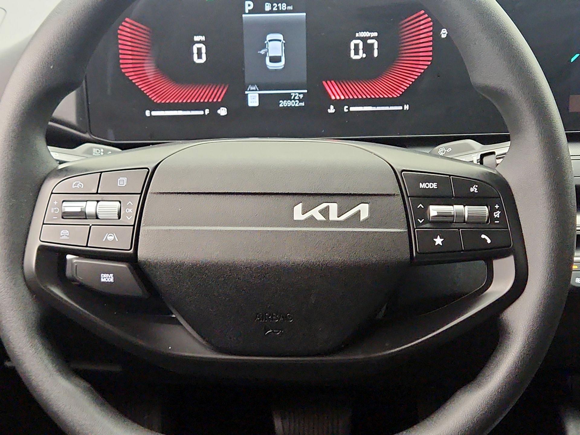 Thumbnail: 2025 Kia K4 - 10