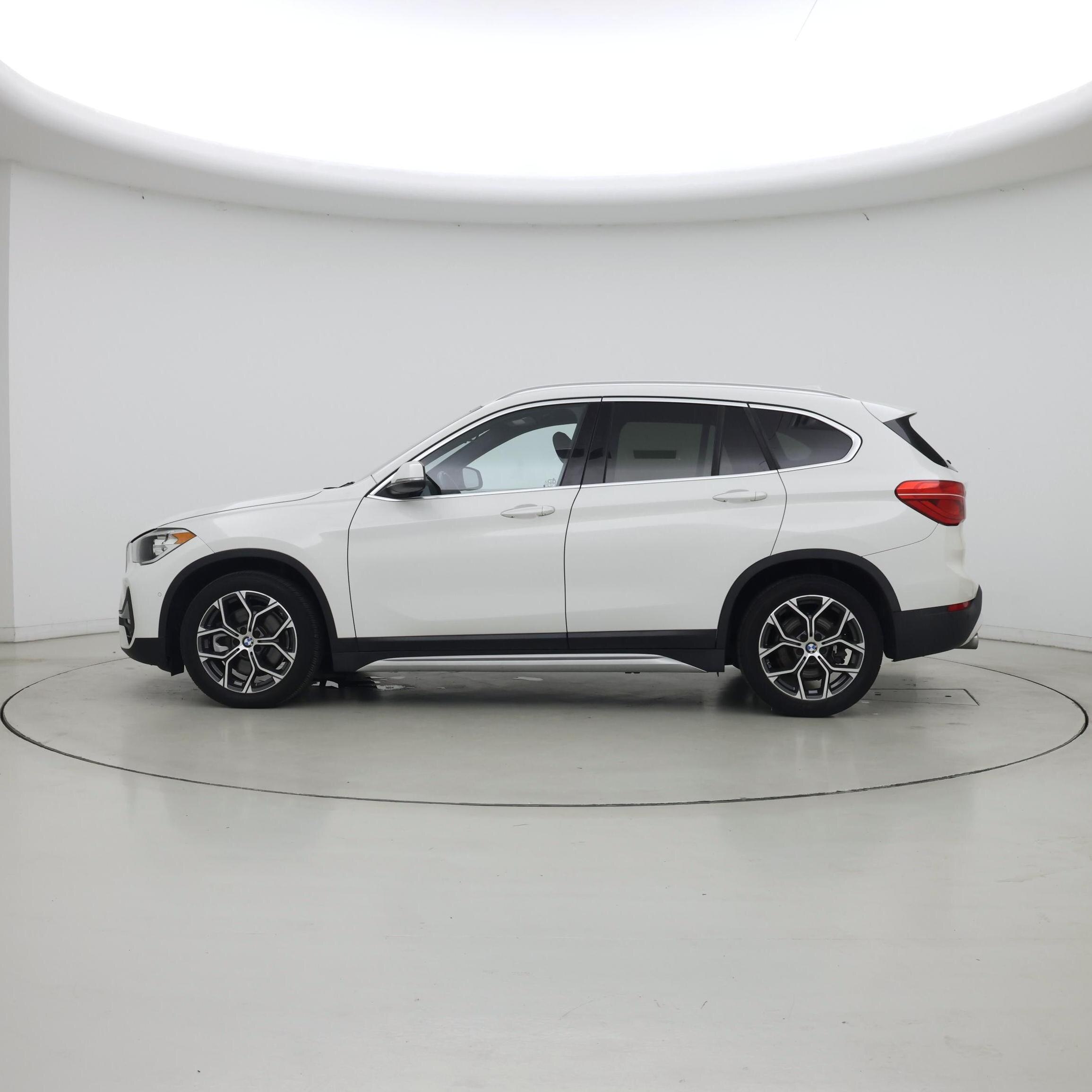 Thumbnail: 2020 BMW X1 - 3
