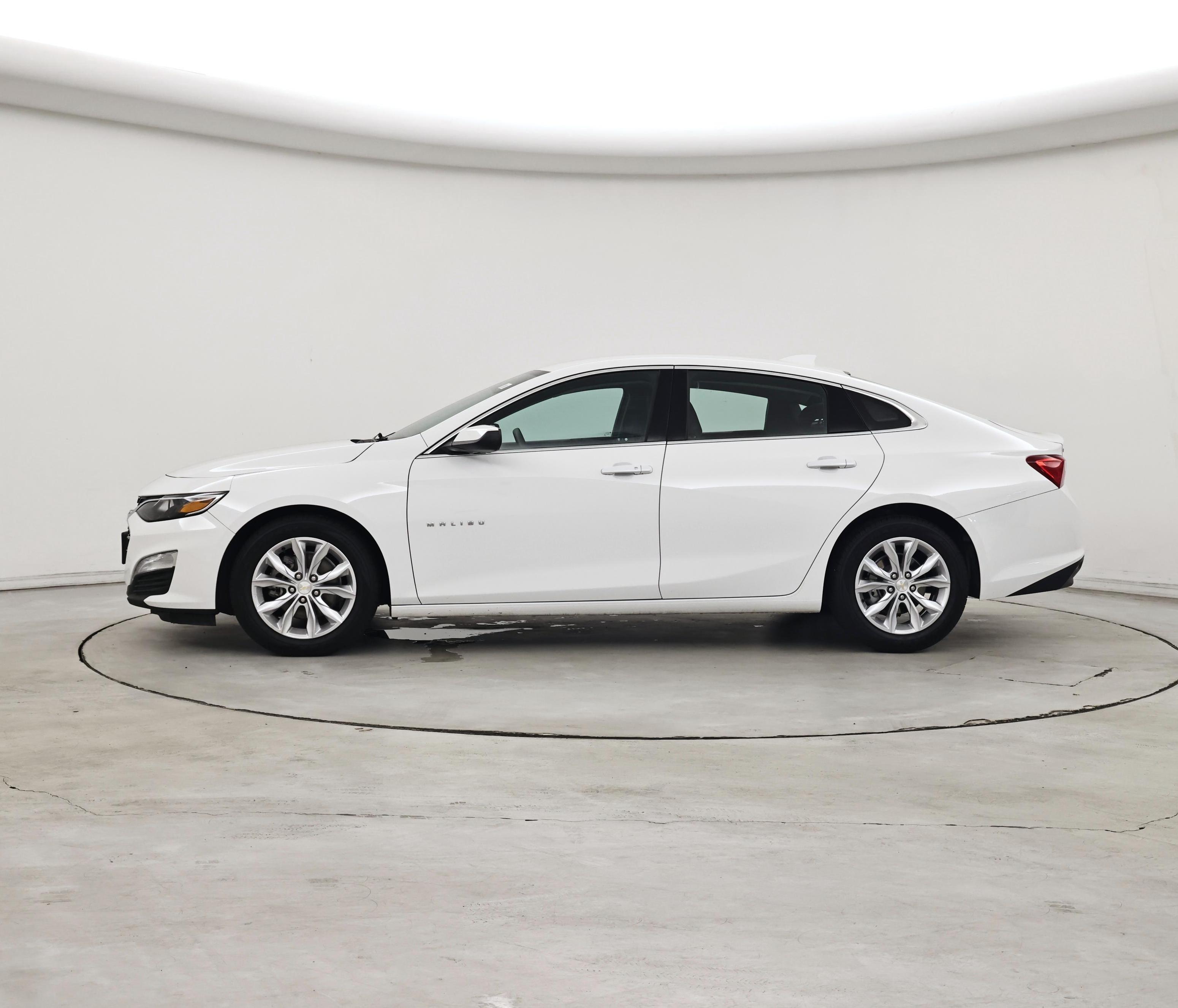 Thumbnail: 2023 Chevrolet Malibu - 3