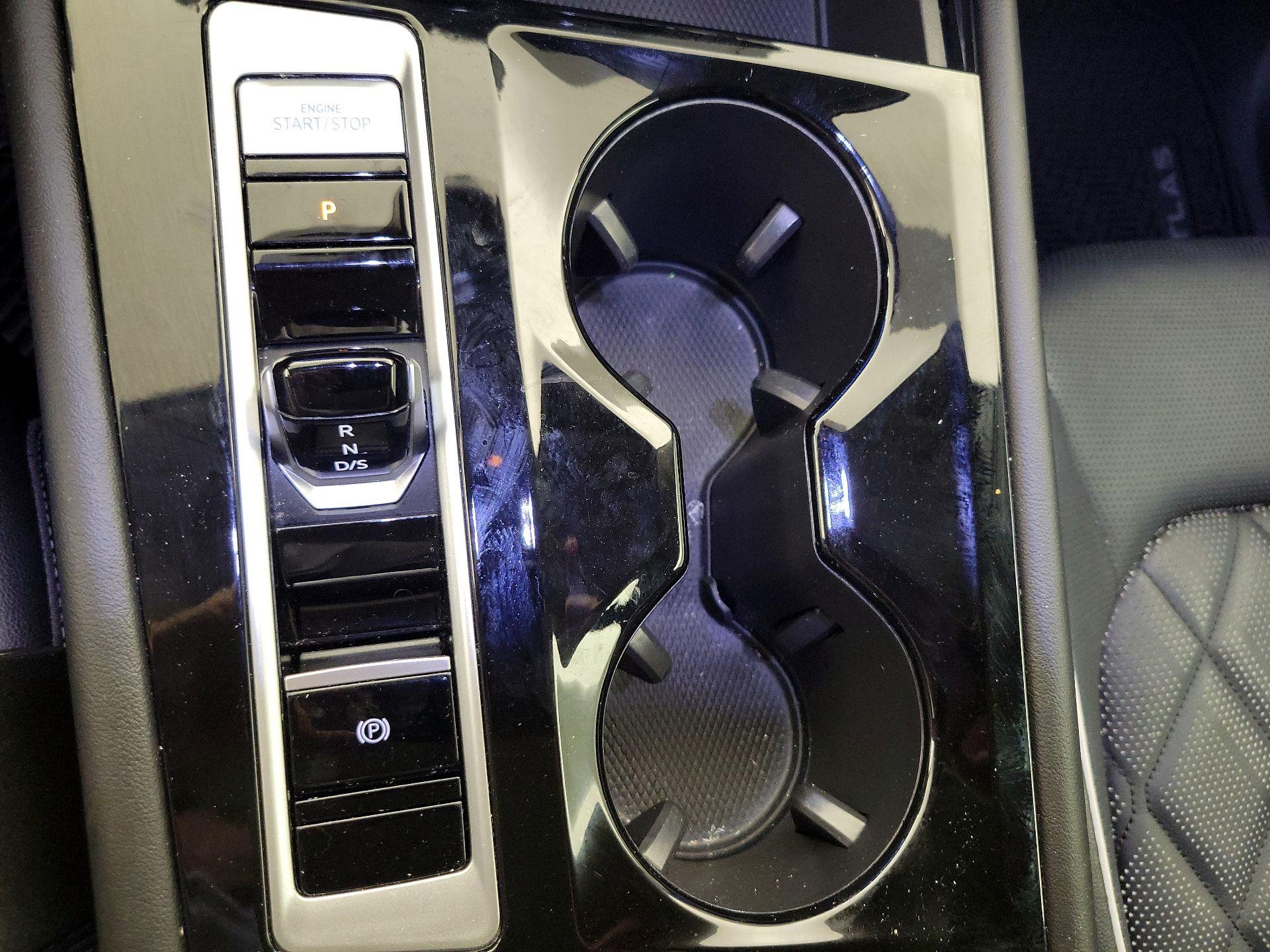 Thumbnail: 2025 Volkswagen Atlas - 18