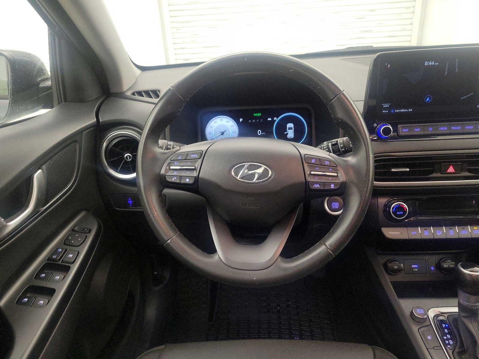 2022 Hyundai Kona Limited - Photo 11