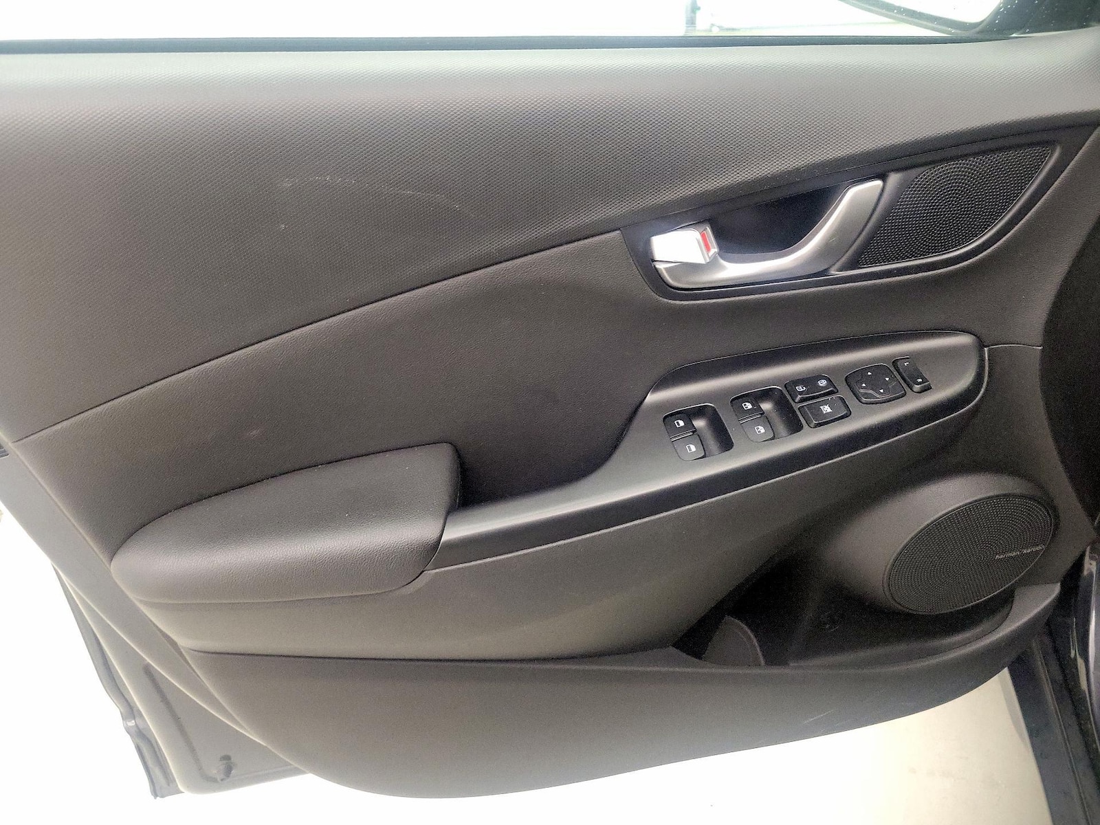 2022 Hyundai Kona Limited - Photo 13
