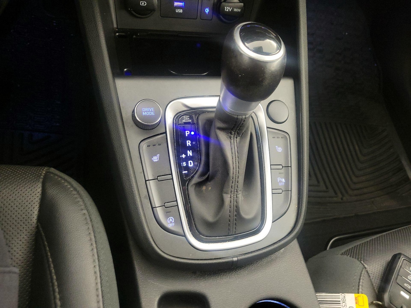 2022 Hyundai Kona Limited - Photo 19