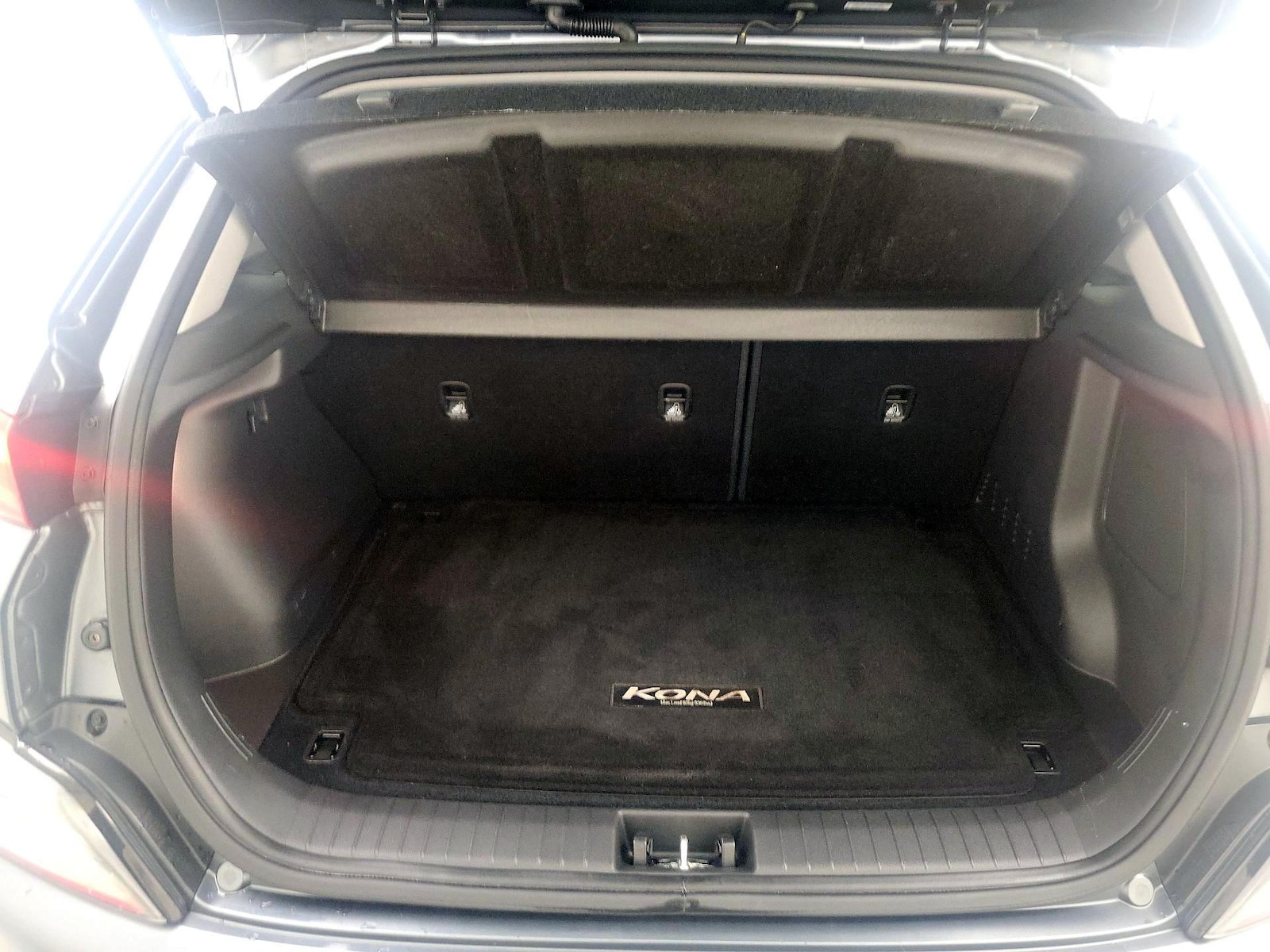 2022 Hyundai Kona Limited - Photo 23