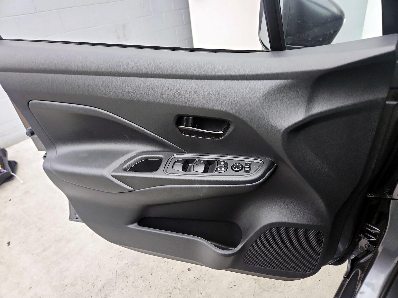 2025 Nissan Versa Sedan S - Photo 13