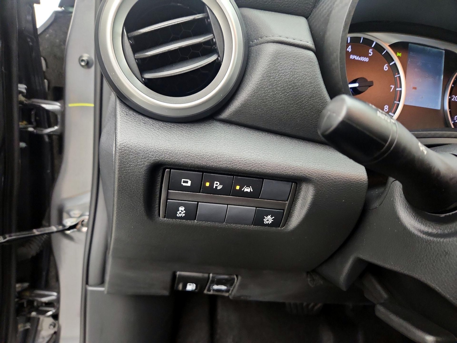 2025 Nissan Versa Sedan S - Photo 14