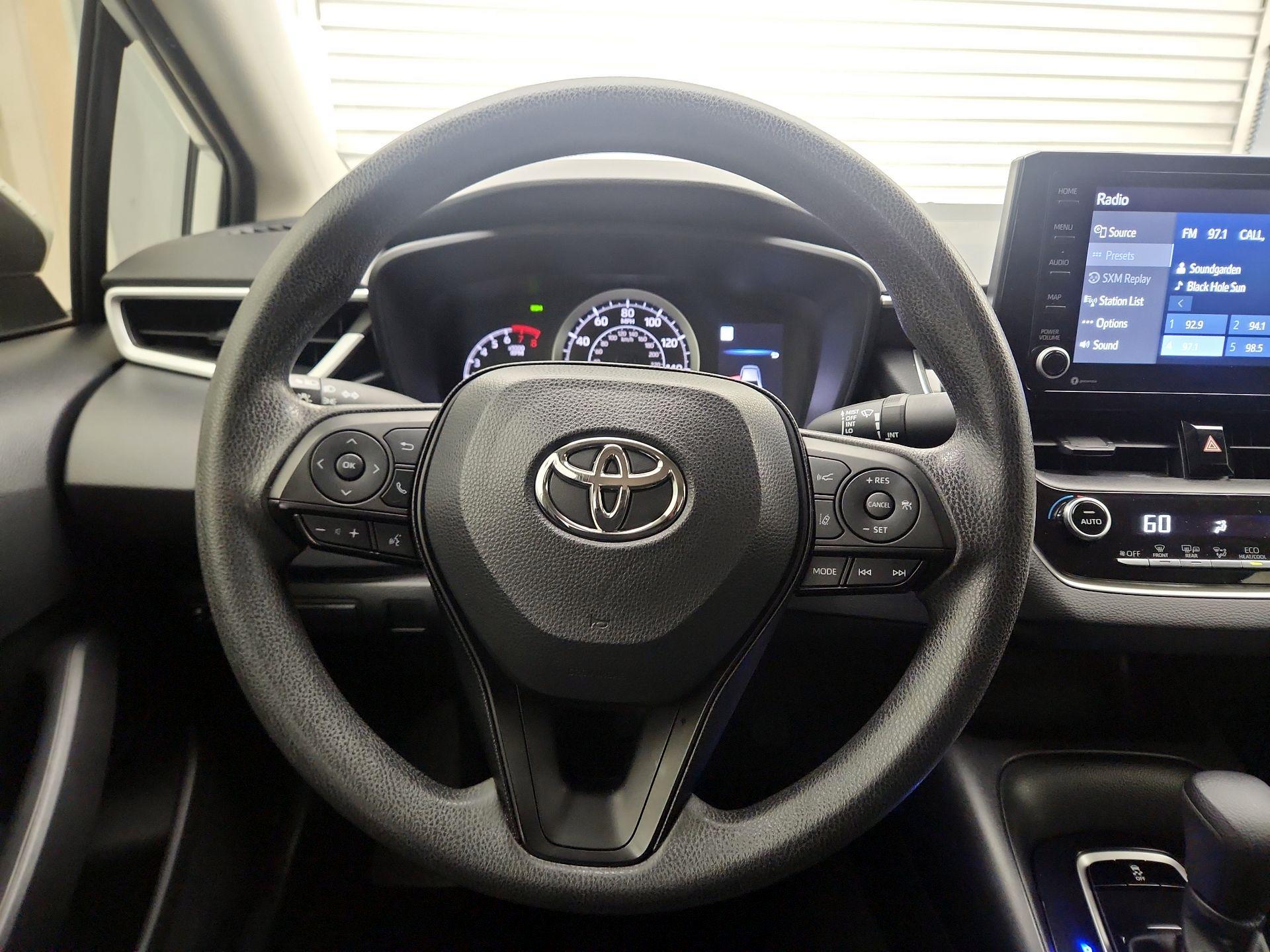 Thumbnail: 2022 Toyota Corolla - 10