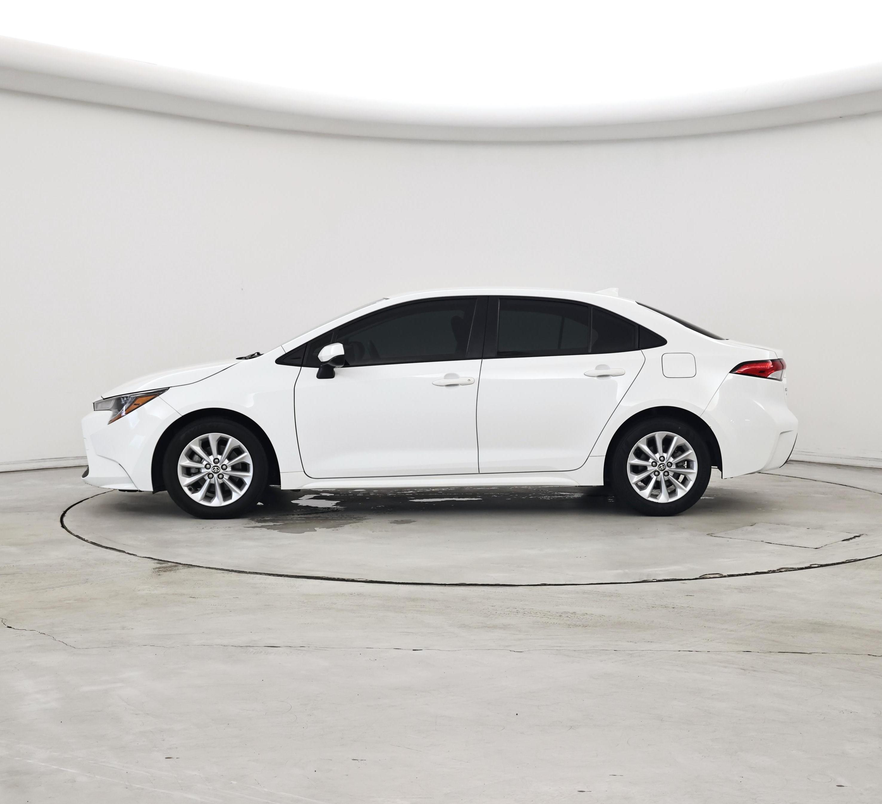 Thumbnail: 2022 Toyota Corolla - 3