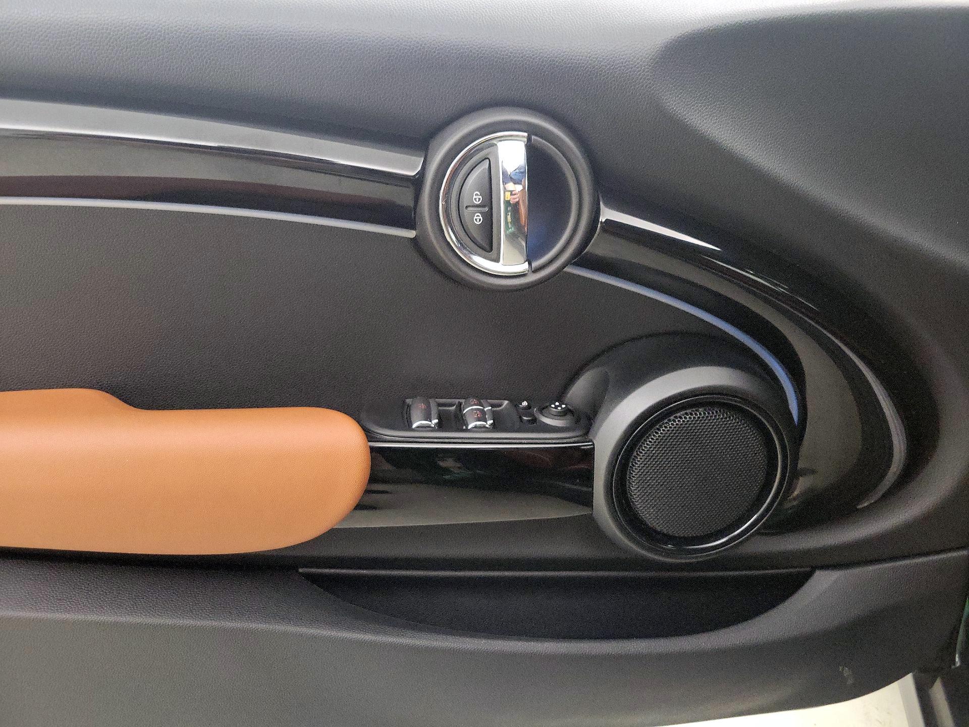 Thumbnail: 2023 MINI Cooper - 12