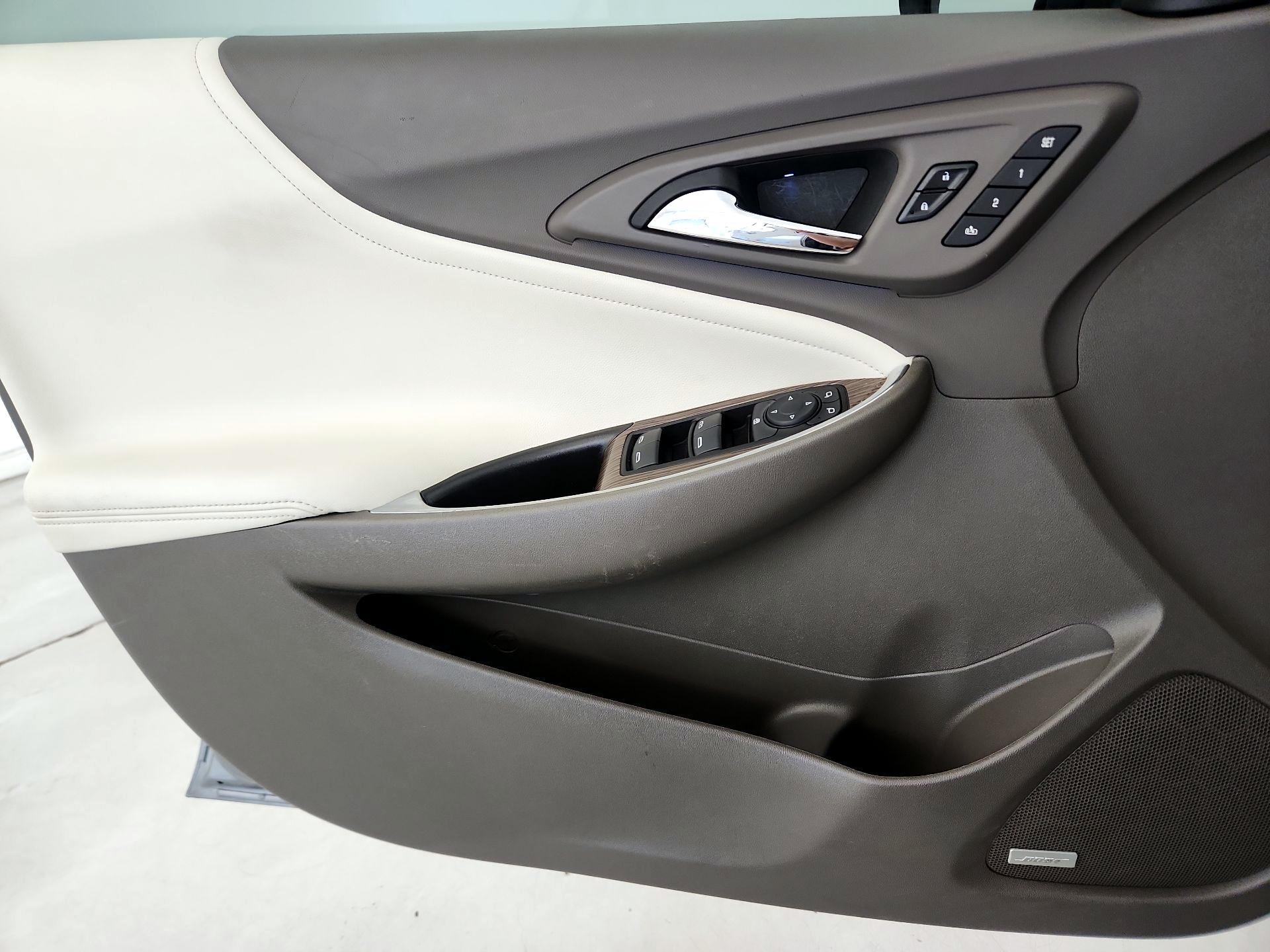 Thumbnail: 2024 Chevrolet Malibu - 12