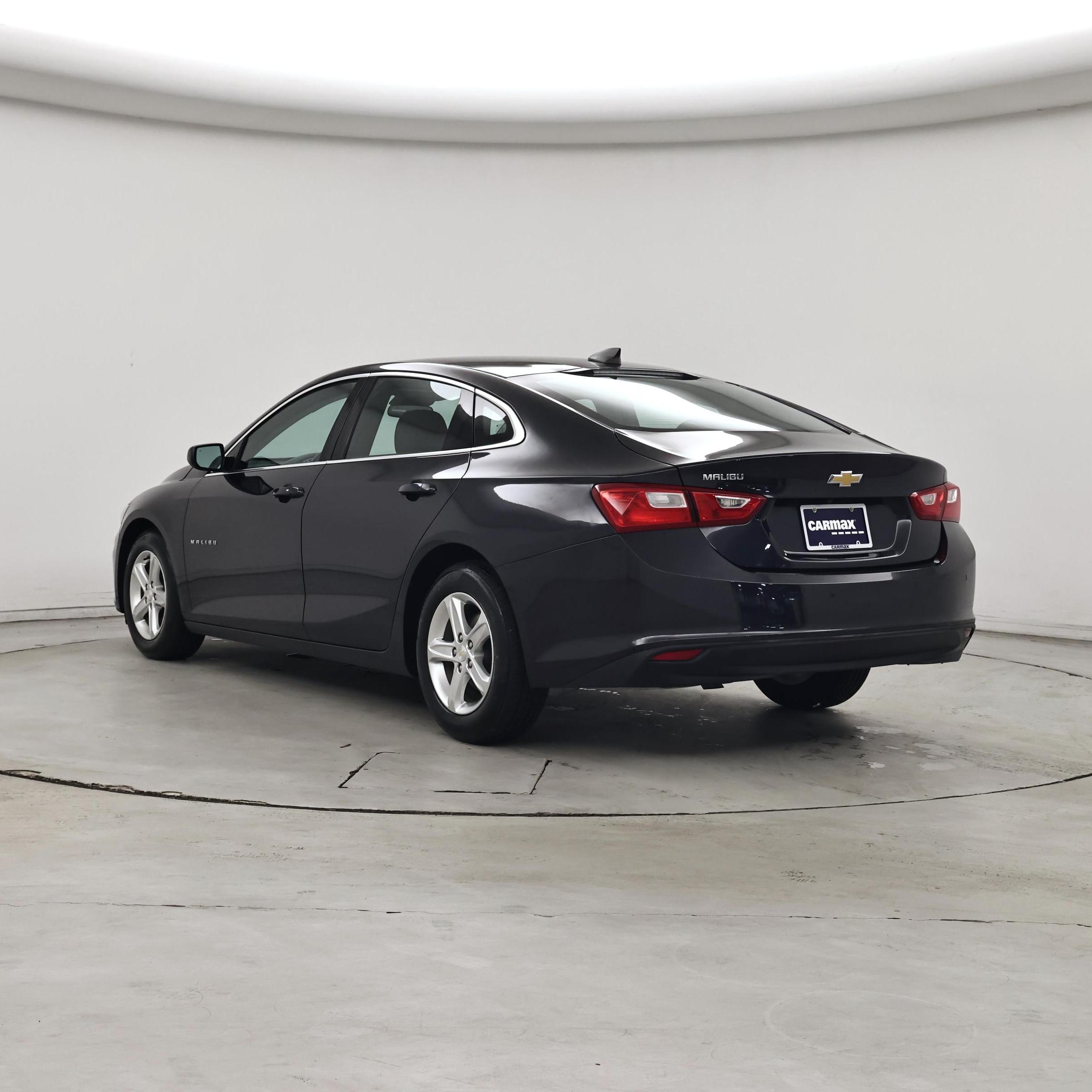 Thumbnail: 2022 Chevrolet Malibu - 2