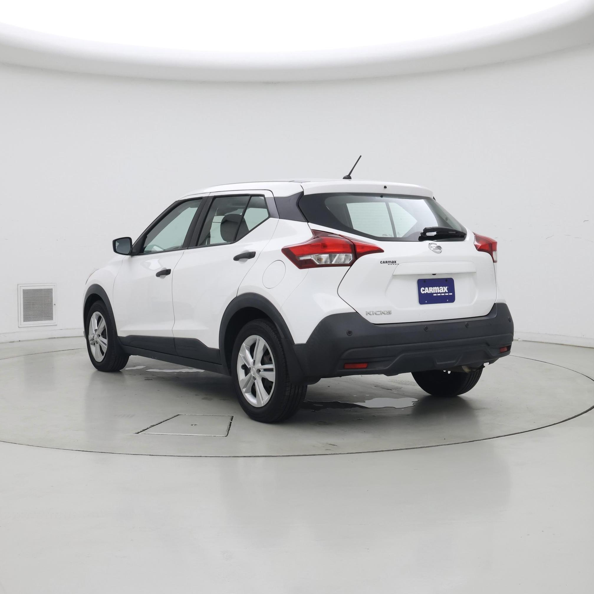 Thumbnail: 2020 Nissan Kicks - 2