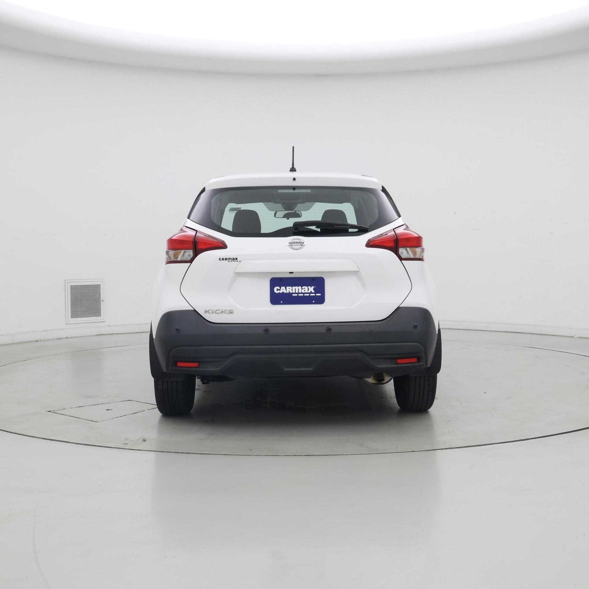 Thumbnail: 2020 Nissan Kicks - 6