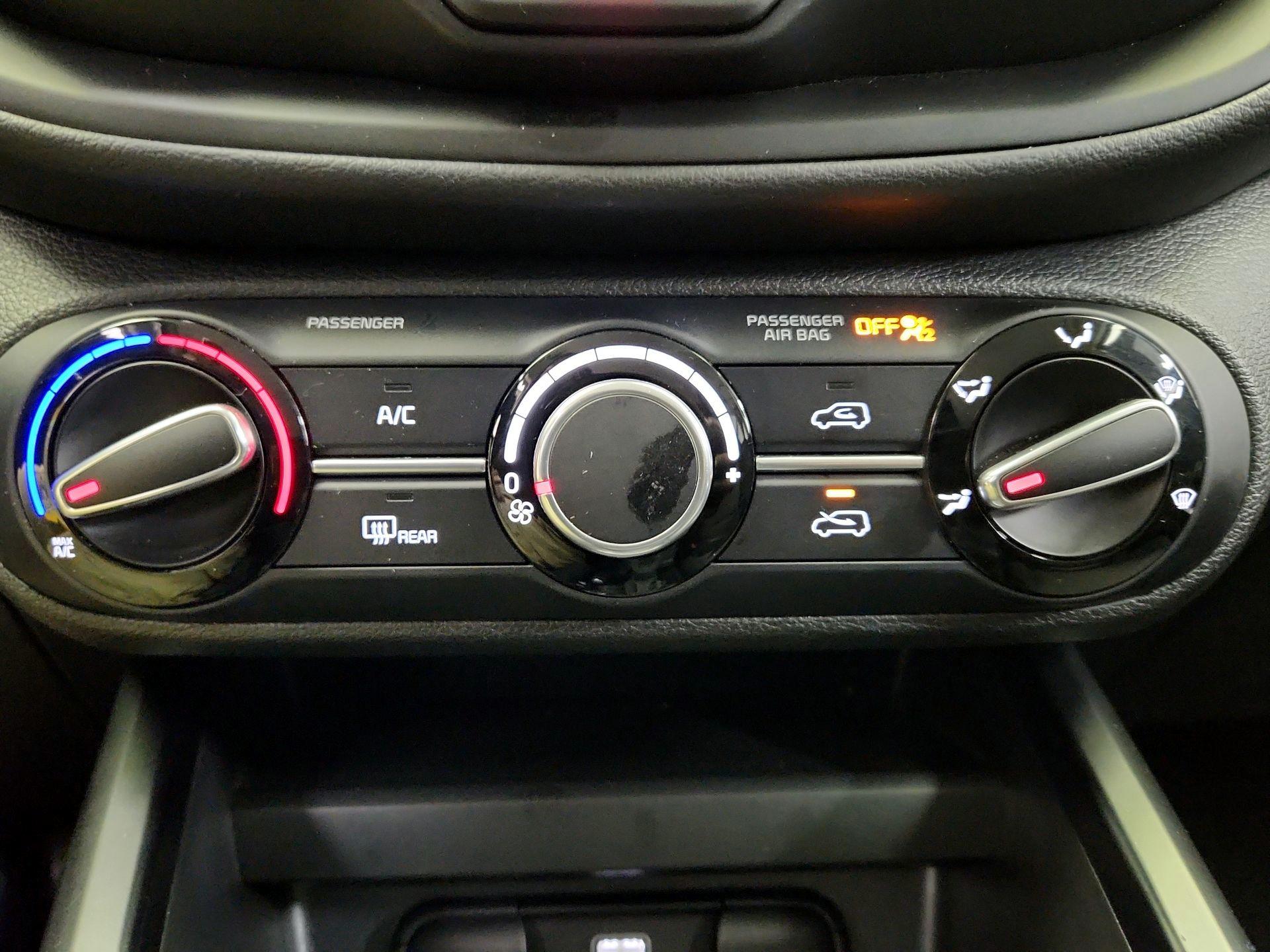 Thumbnail: 2025 Kia Soul - 16