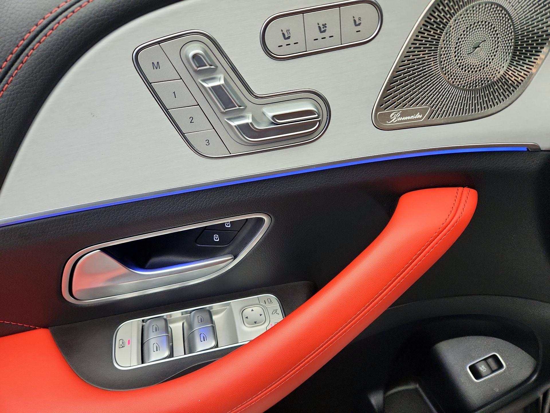 Thumbnail: 2026 Mercedes-Benz GLE - 12