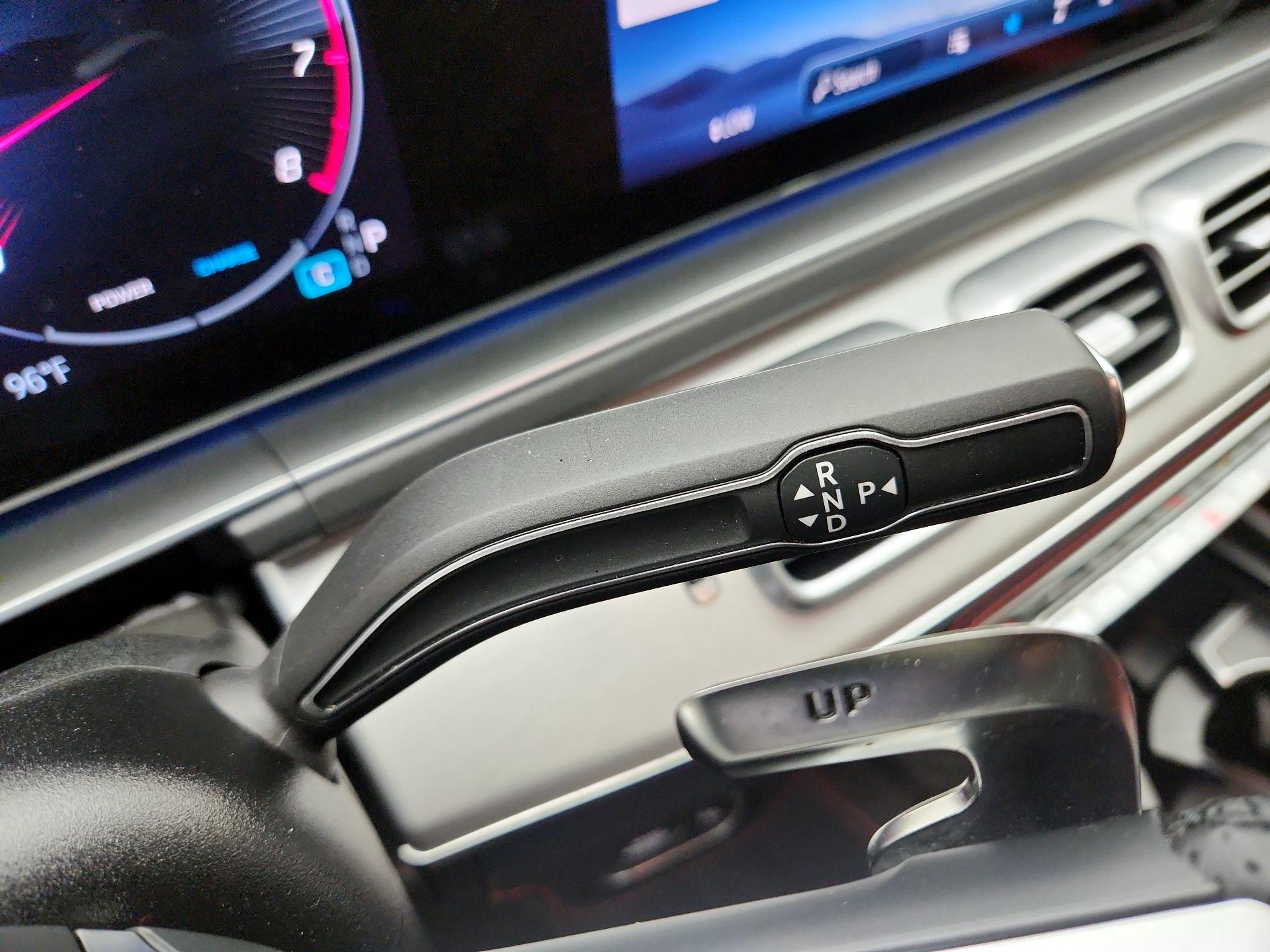 Thumbnail: 2026 Mercedes-Benz GLE - 18