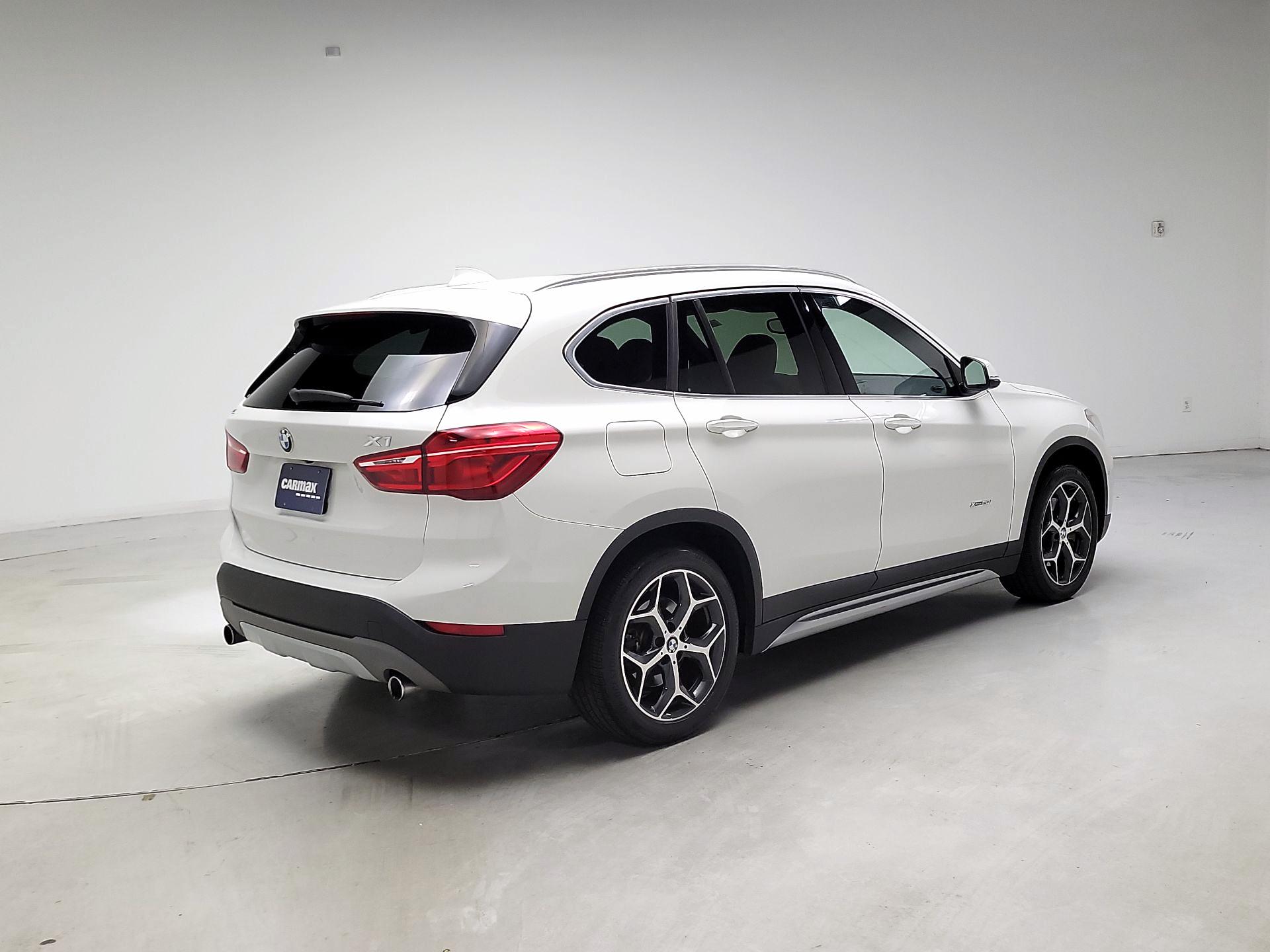 Thumbnail: 2018 BMW X1 - 5