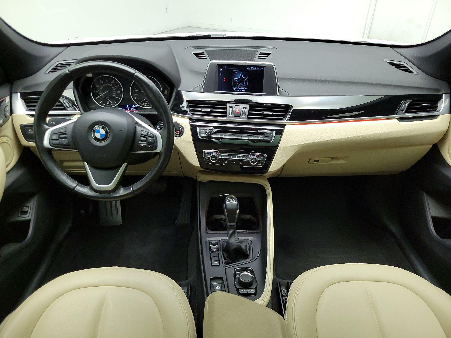 Thumbnail: 2018 BMW X1 - 8
