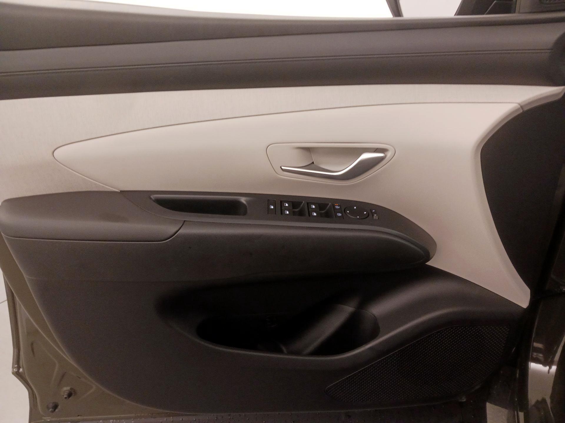Thumbnail: 2025 Hyundai Tucson - 12