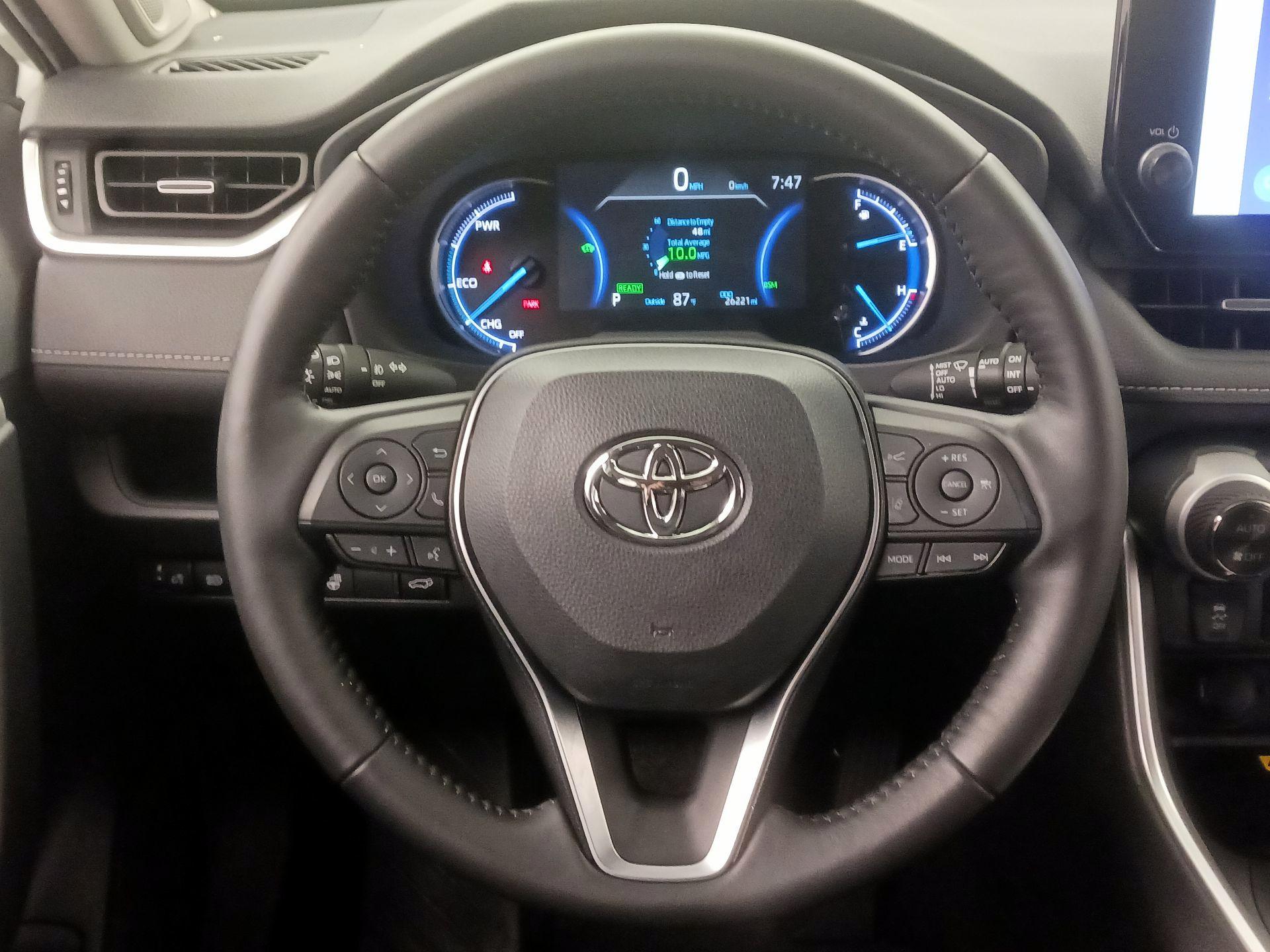 Thumbnail: 2023 Toyota RAV4 - 10
