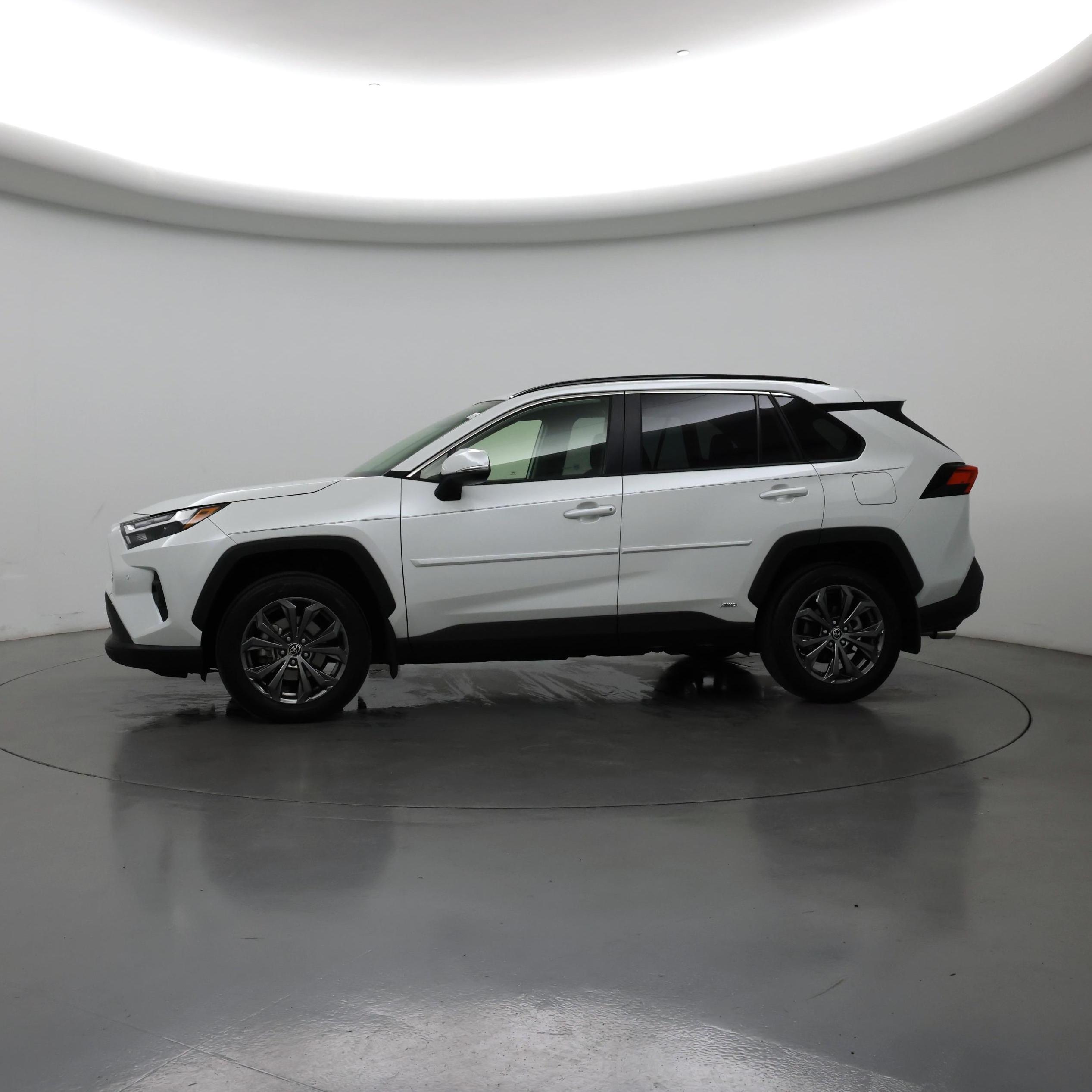 Thumbnail: 2023 Toyota RAV4 - 3
