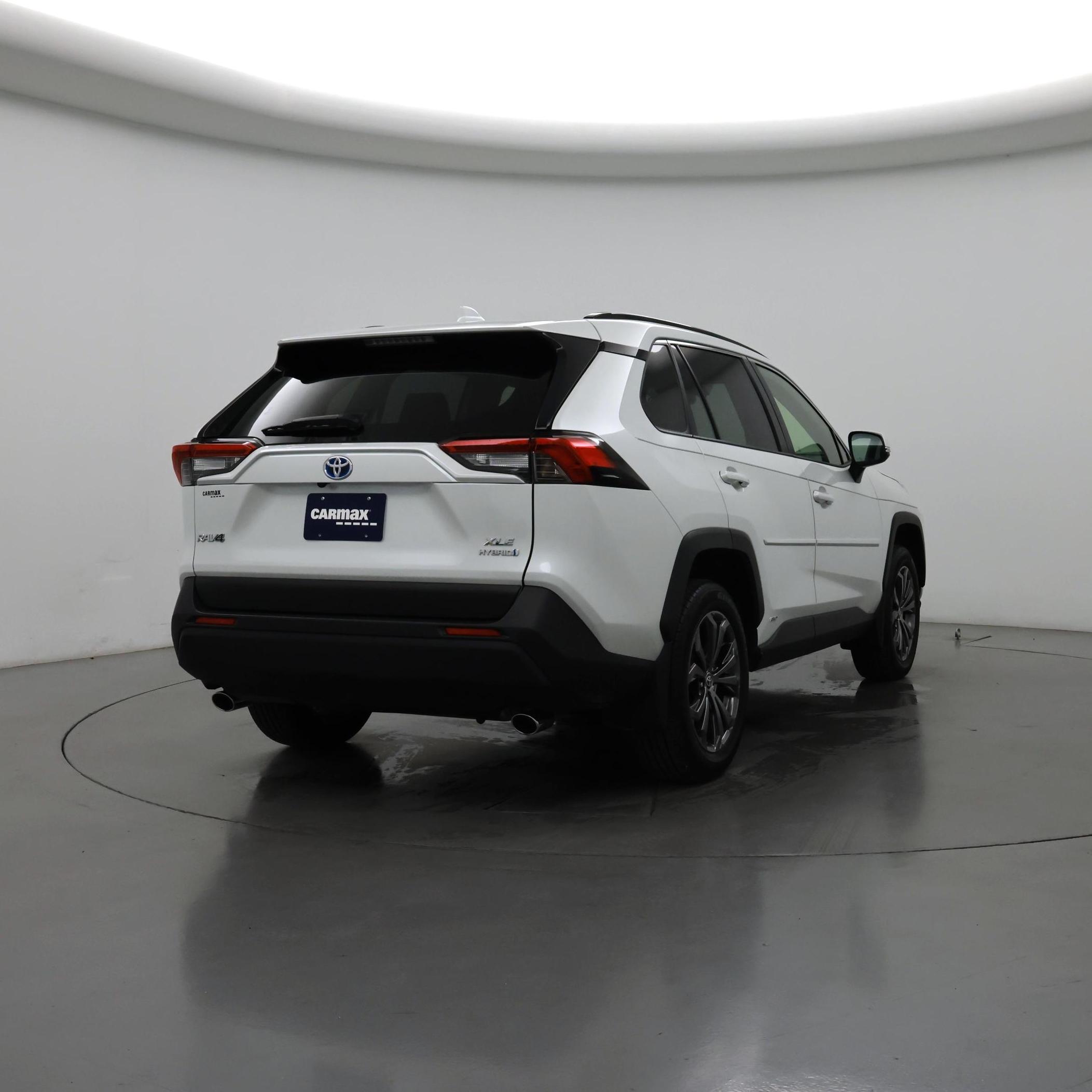Thumbnail: 2023 Toyota RAV4 - 8