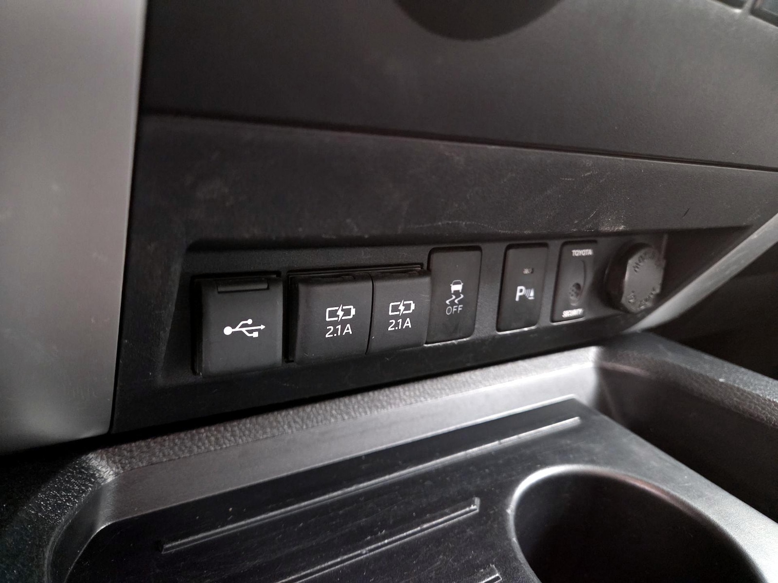 2021 Toyota Tundra Limited - Photo 20