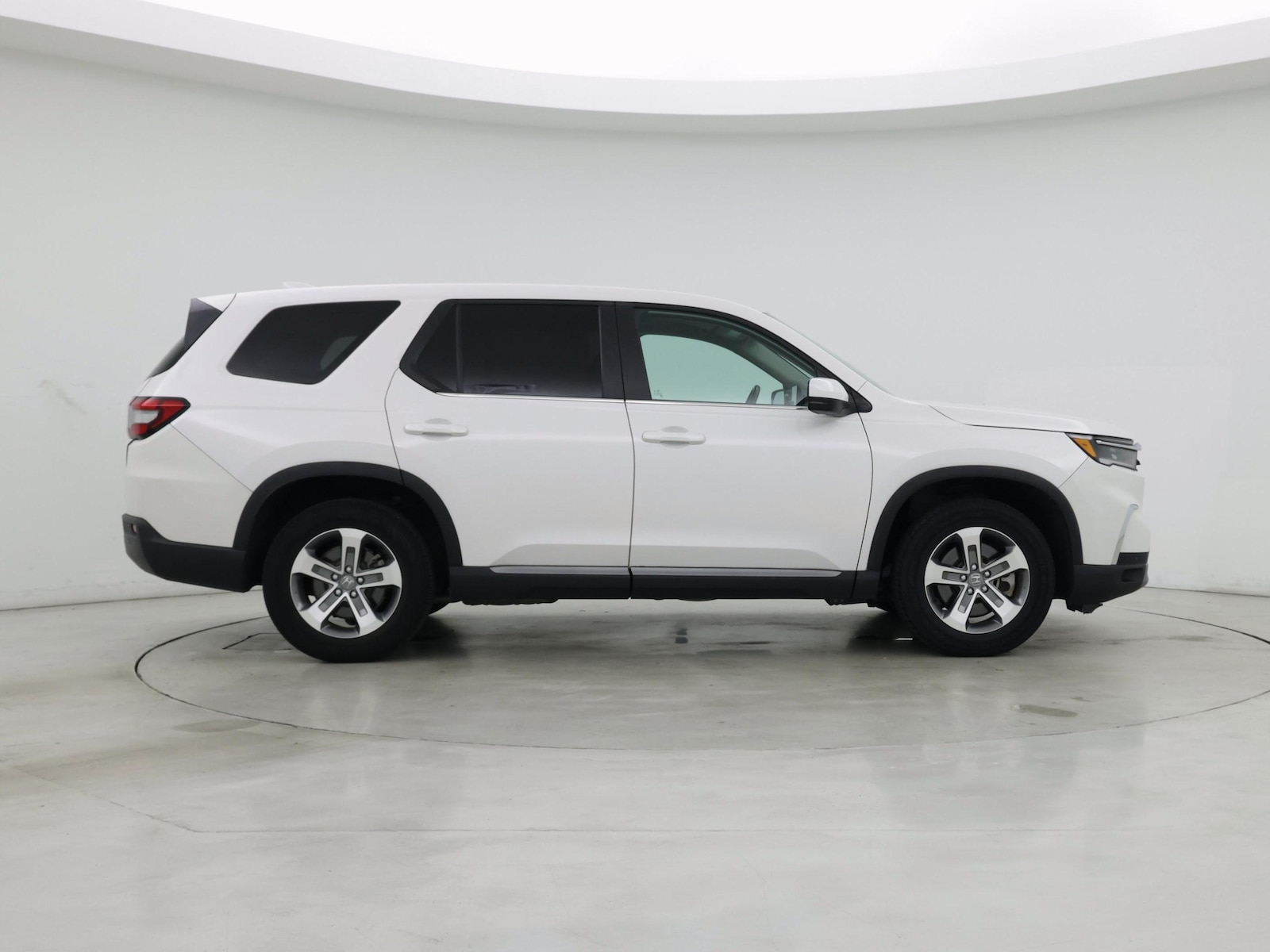 2023 Honda Pilot EX-L - Photo 8