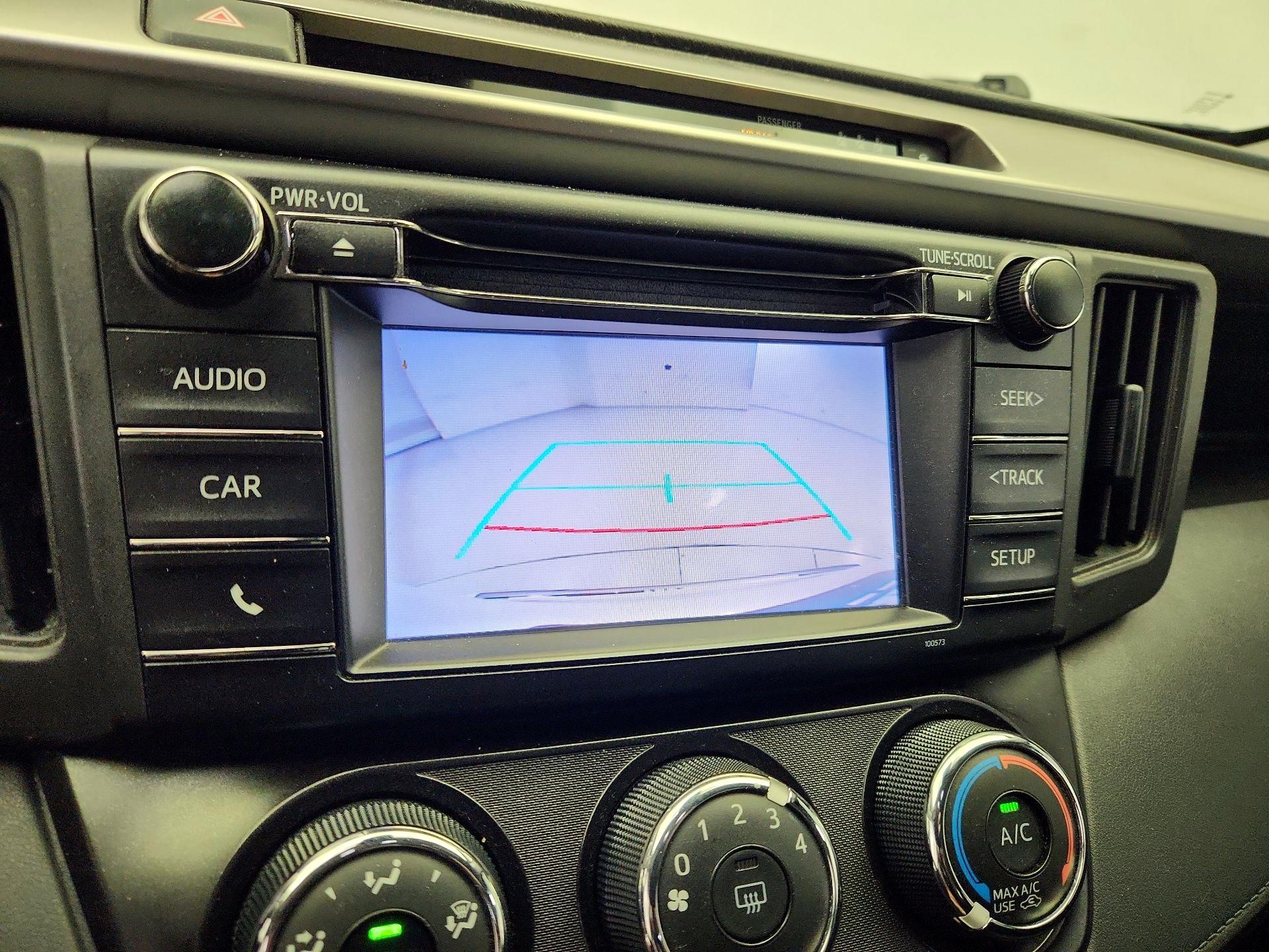 Thumbnail: 2018 Toyota RAV4 - 14