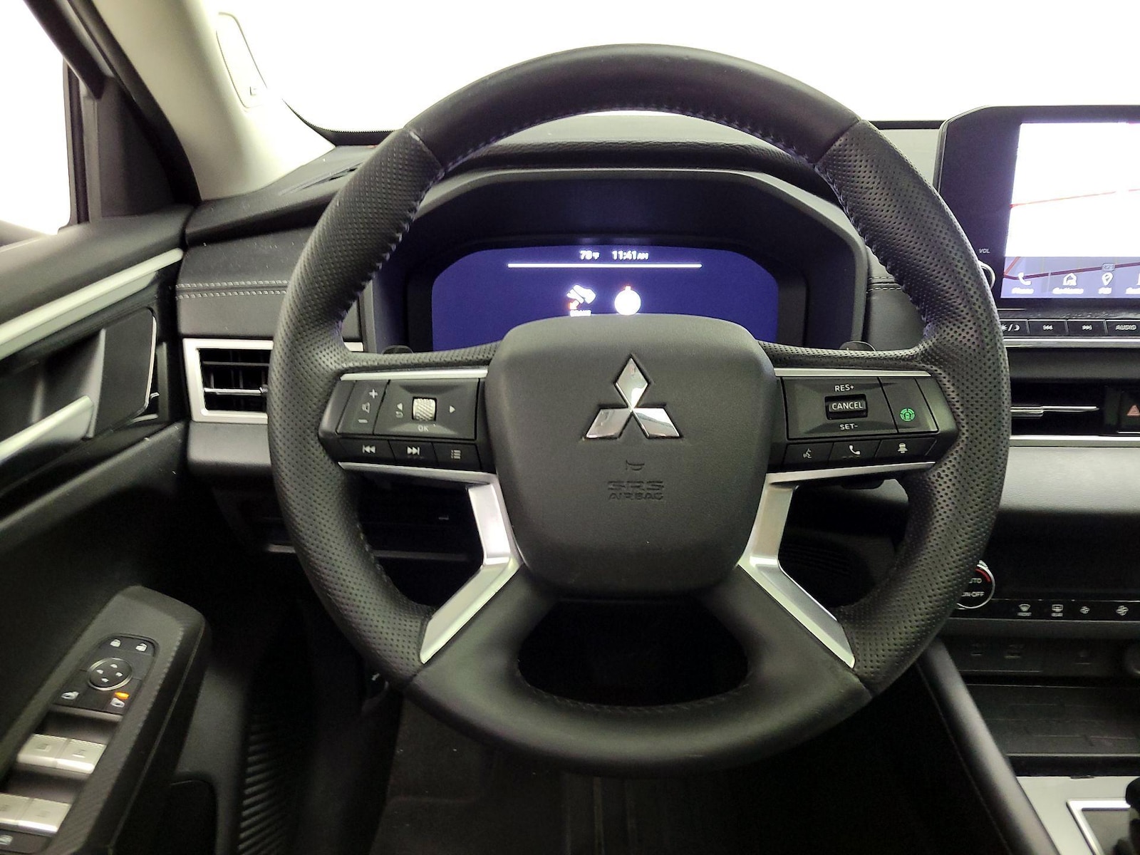 2022 Mitsubishi Outlander SE - Photo 11