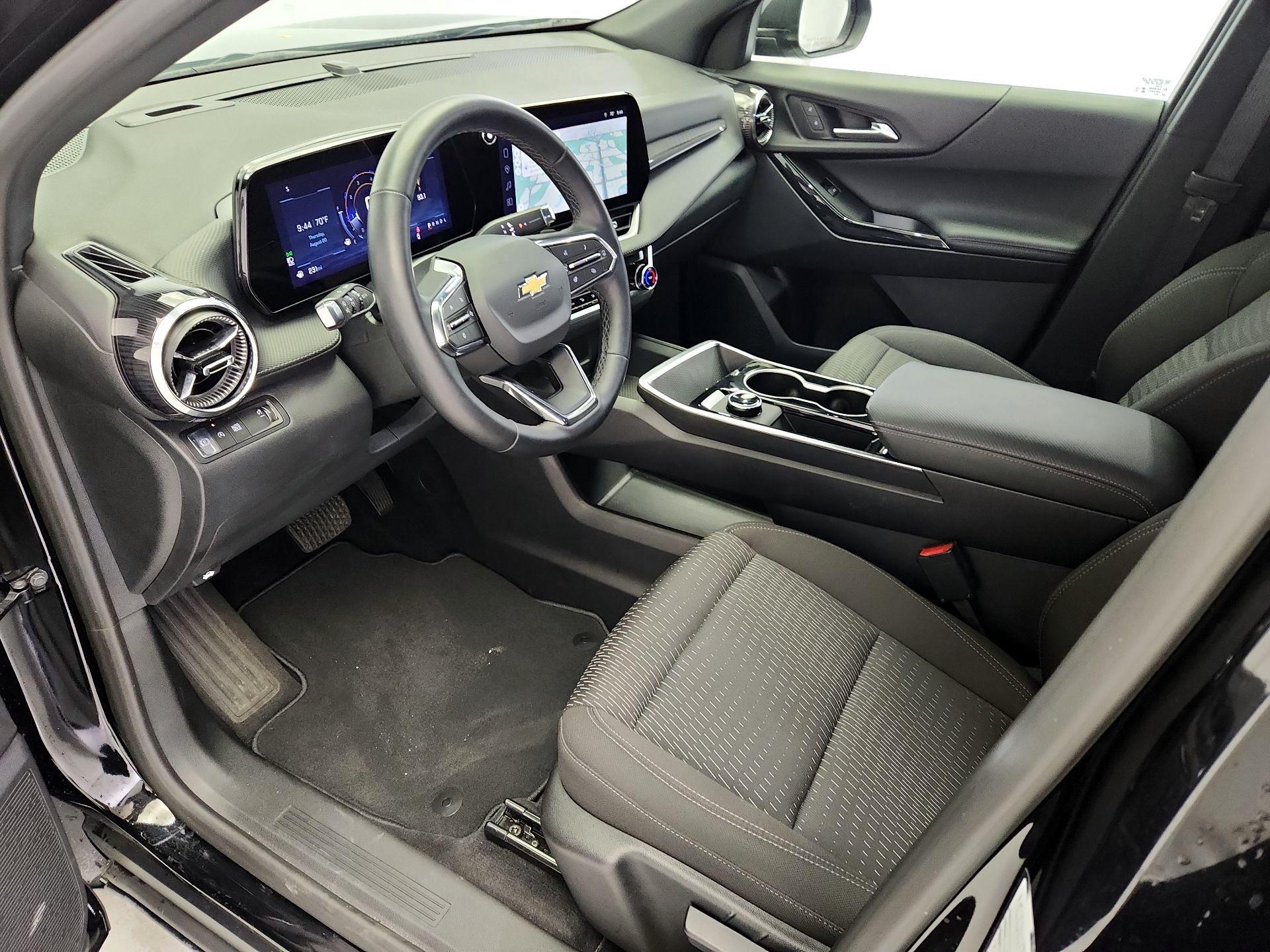 Thumbnail: 2026 Chevrolet Equinox - 11