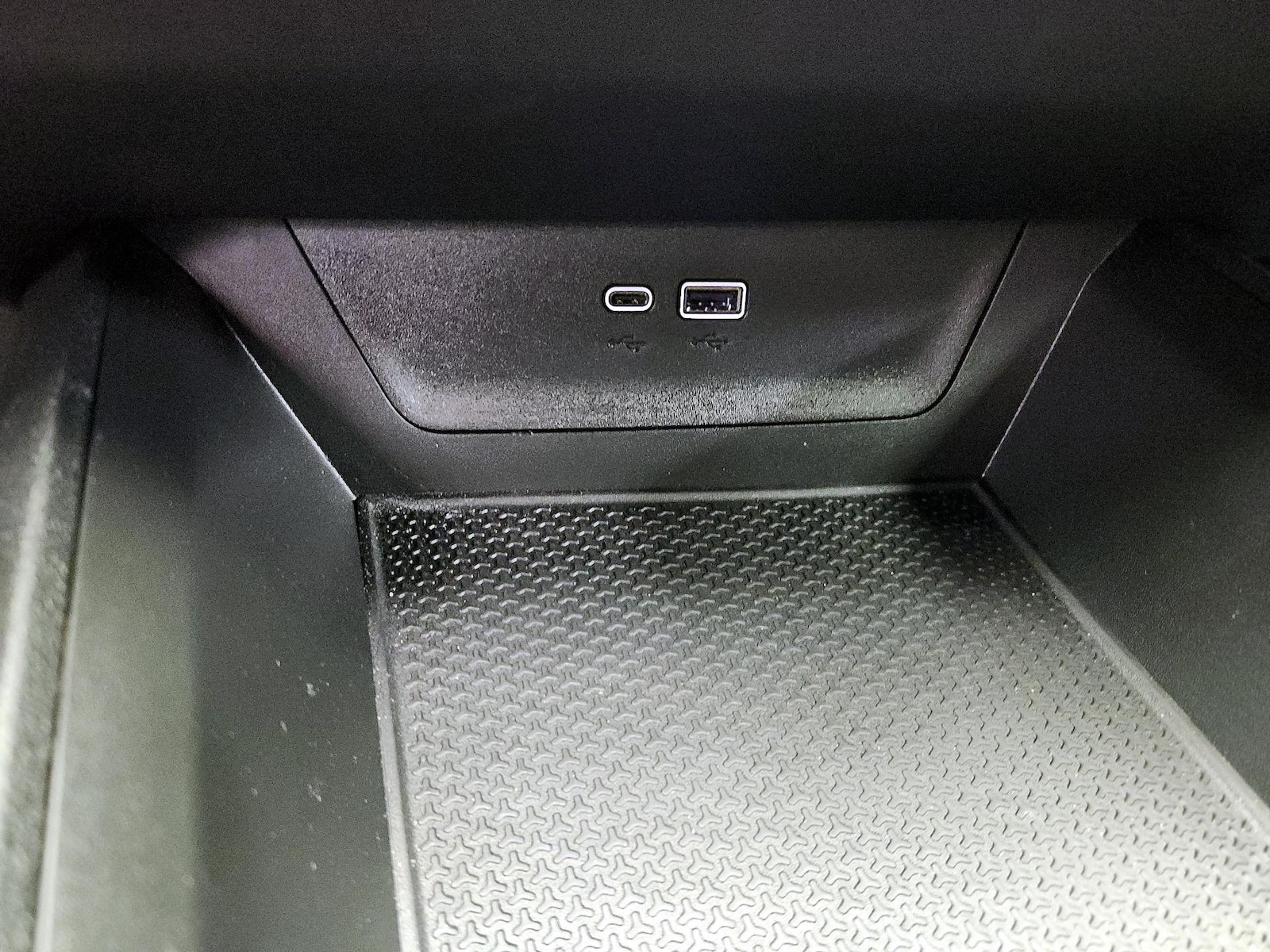 2026 Chevrolet Equinox LT - Photo 20