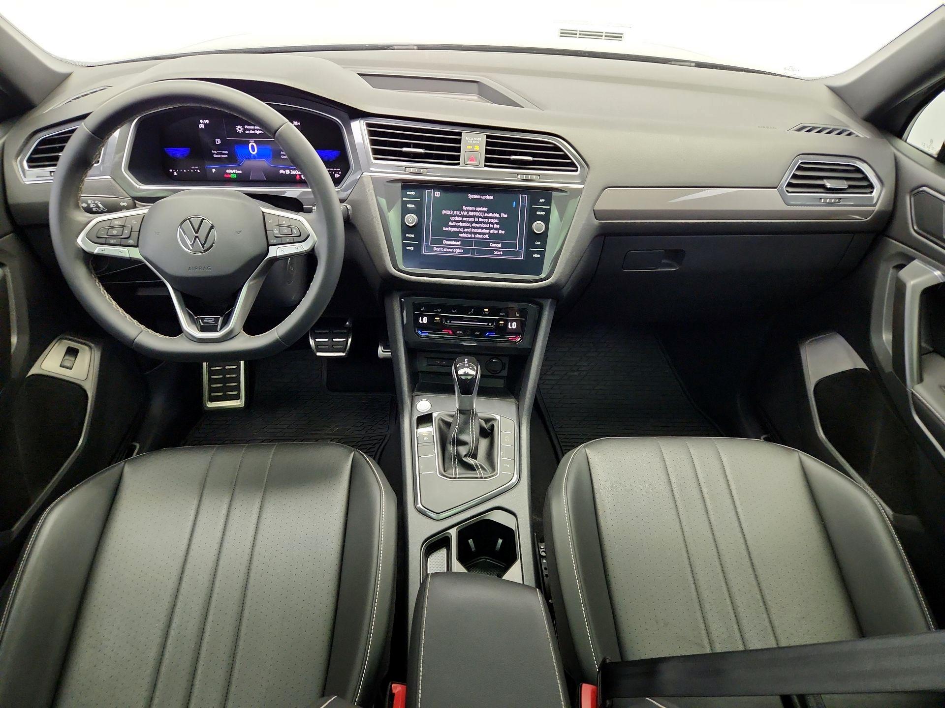 Thumbnail: 2023 Volkswagen Tiguan - 9
