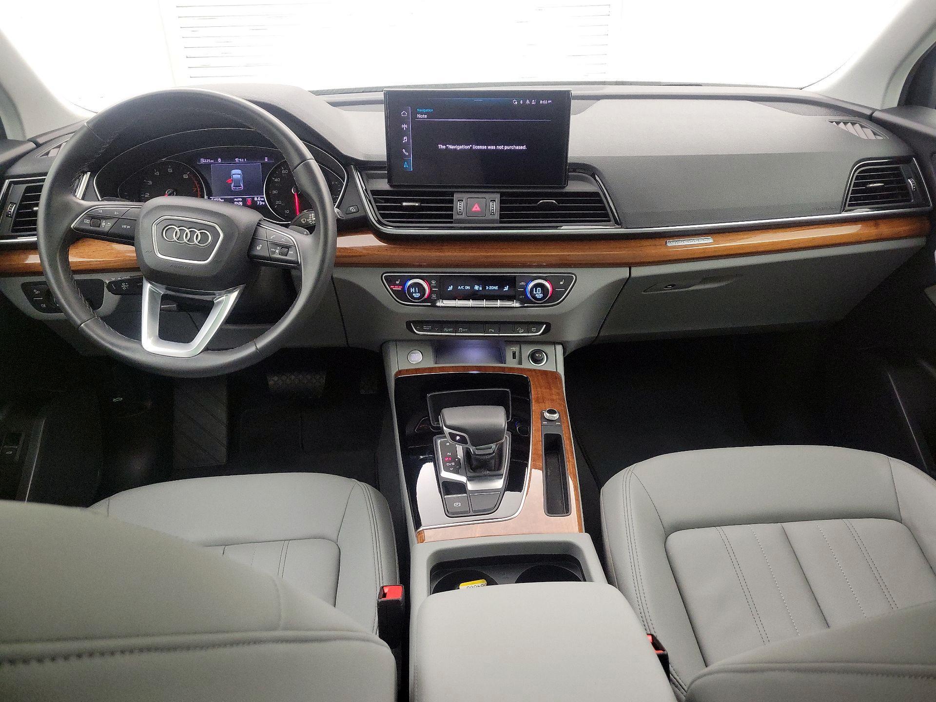 Thumbnail: 2023 Audi Q5 - 9