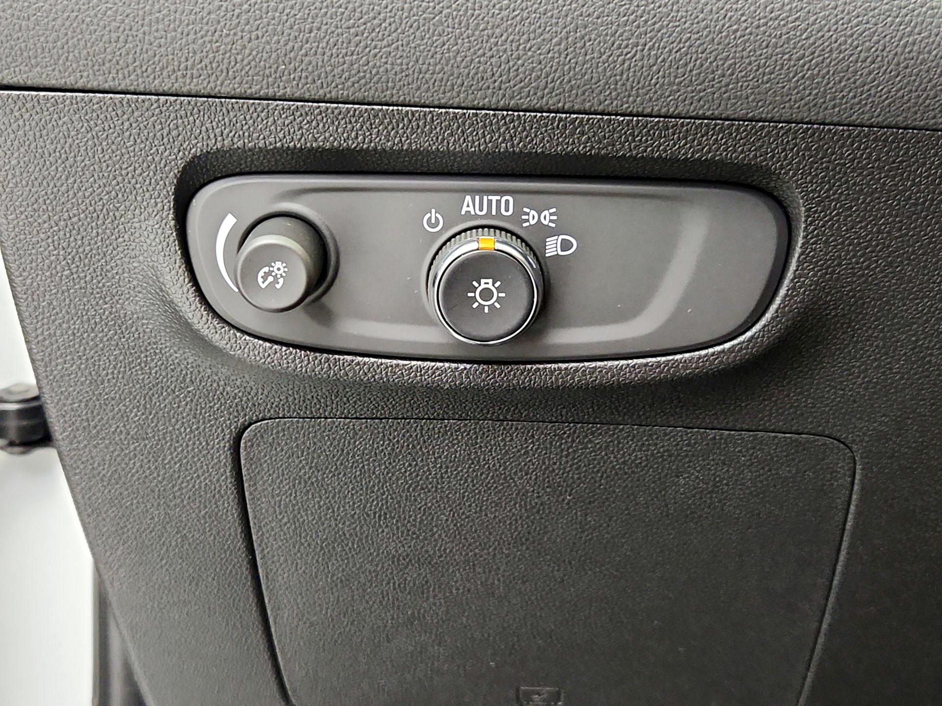 Thumbnail: 2025 Buick Encore GX - 13