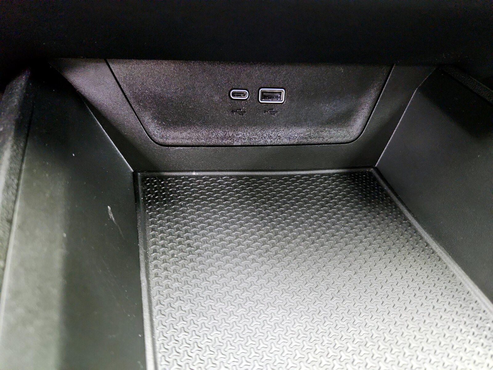 2026 Chevrolet Equinox LT - Photo 20