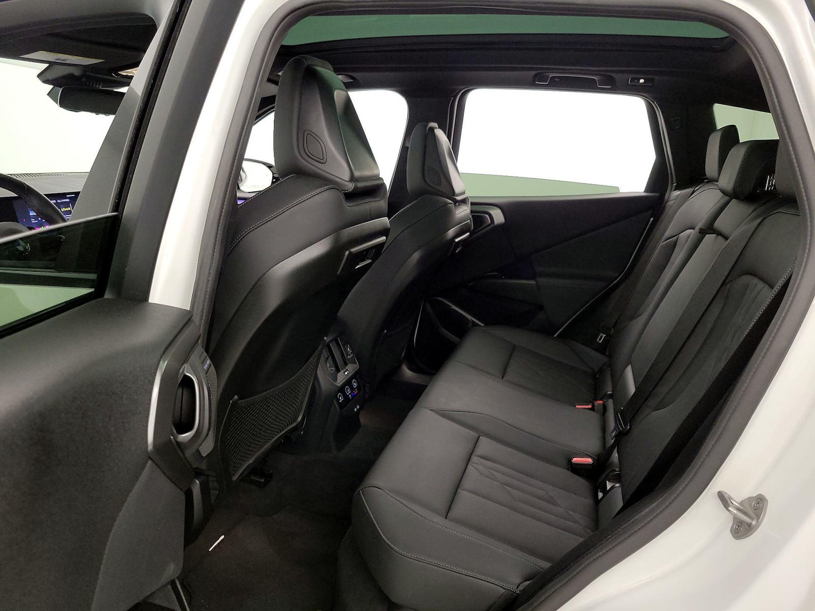 2026 BMW X3 M50 - Photo 21