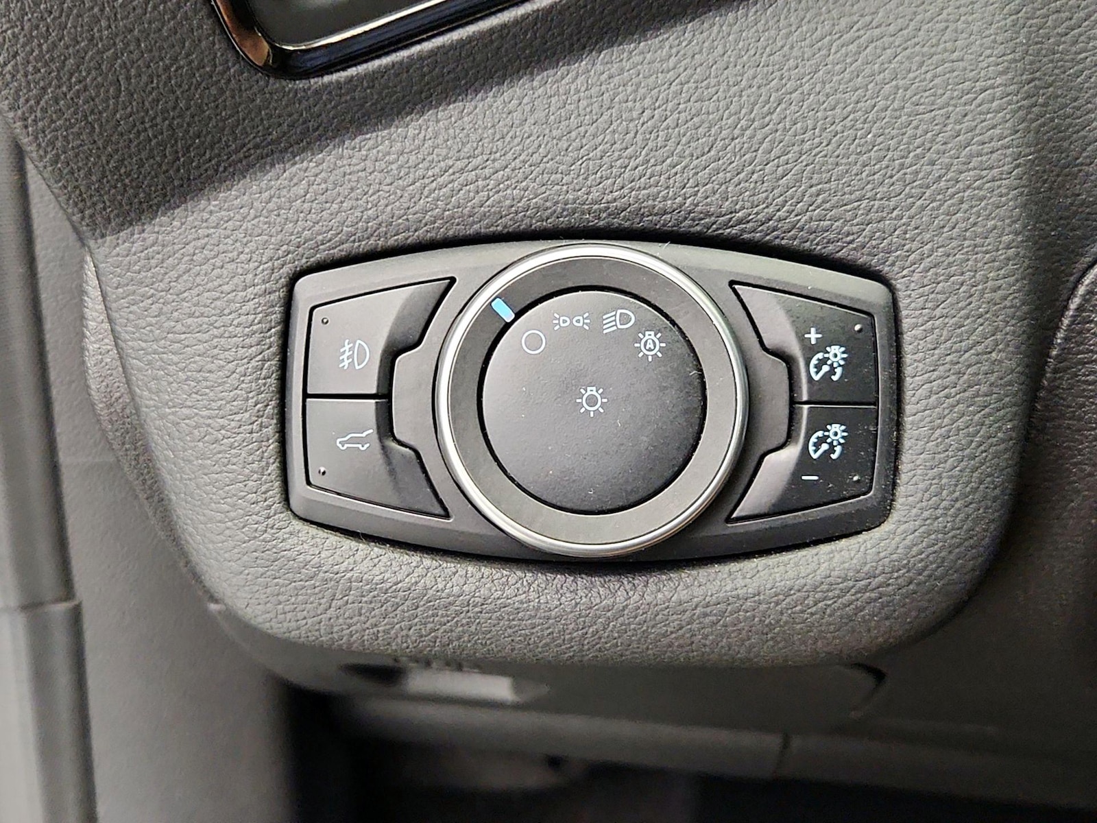 2017 Ford Escape Titanium - Photo 14