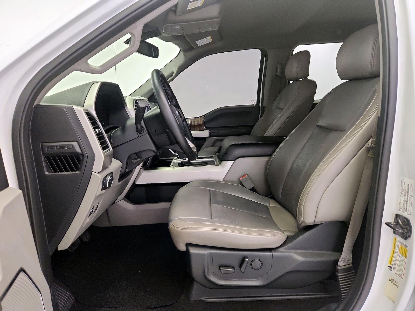 2019 Ford F-150 Lariat - Photo 12