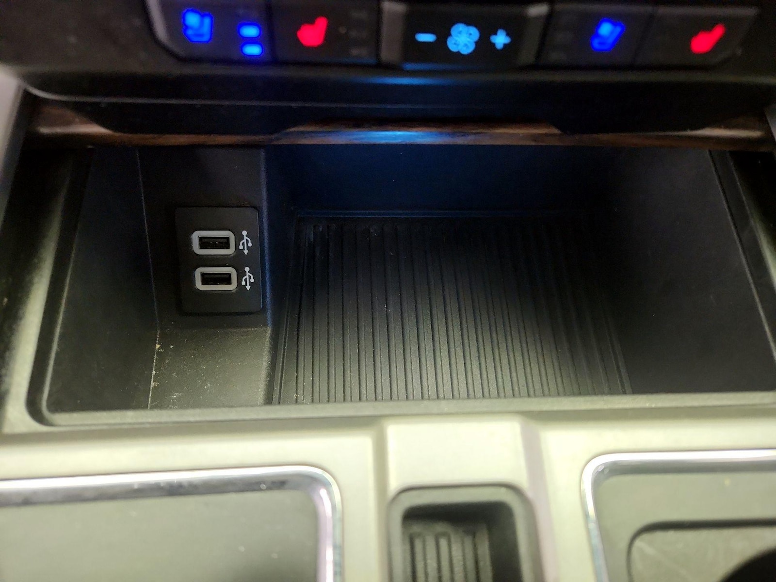 2019 Ford F-150 Lariat - Photo 20