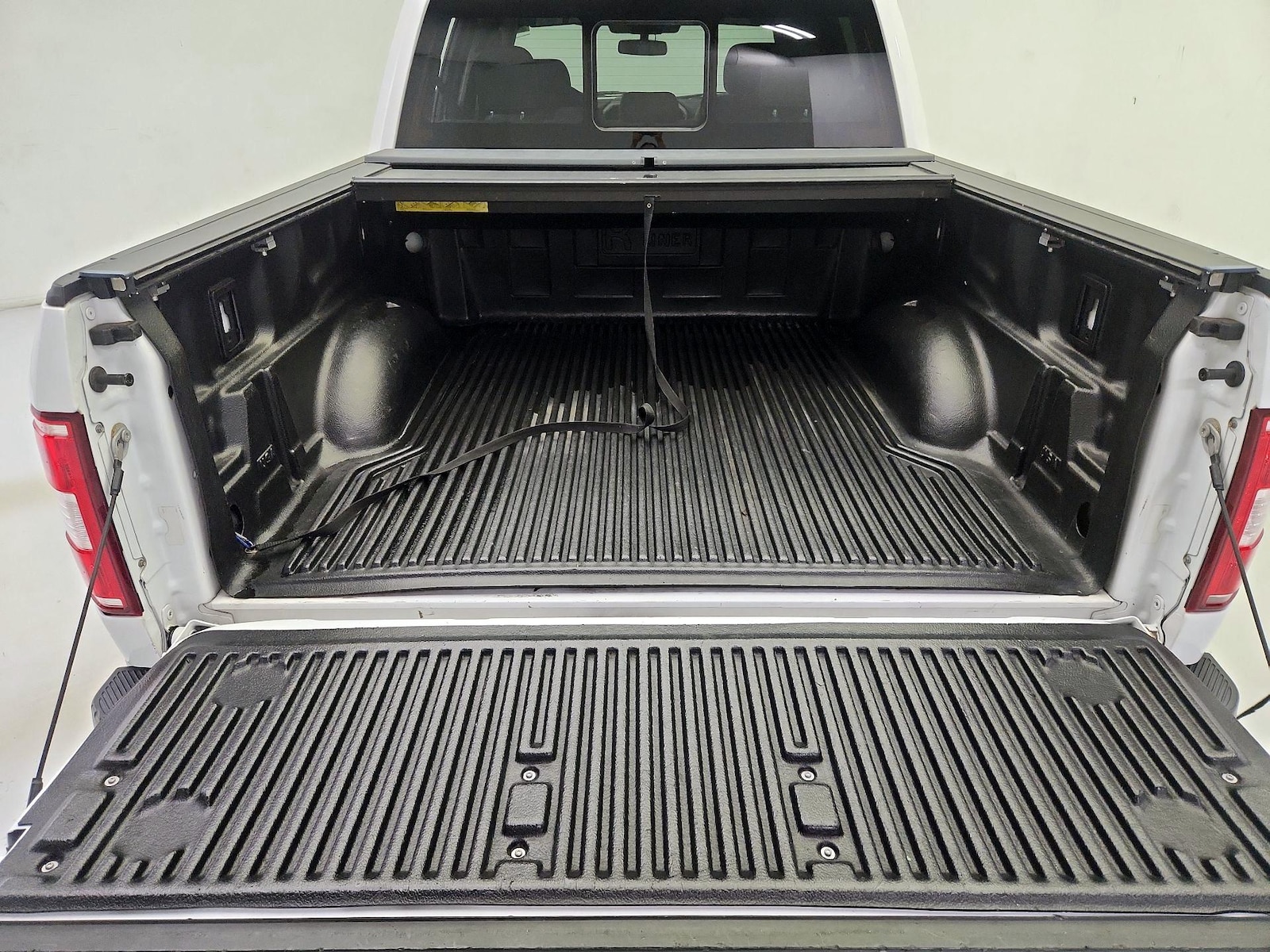 2019 Ford F-150 Lariat - Photo 22