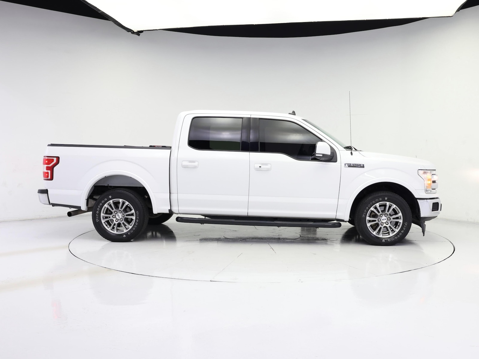 2019 Ford F-150 Lariat - Photo 8