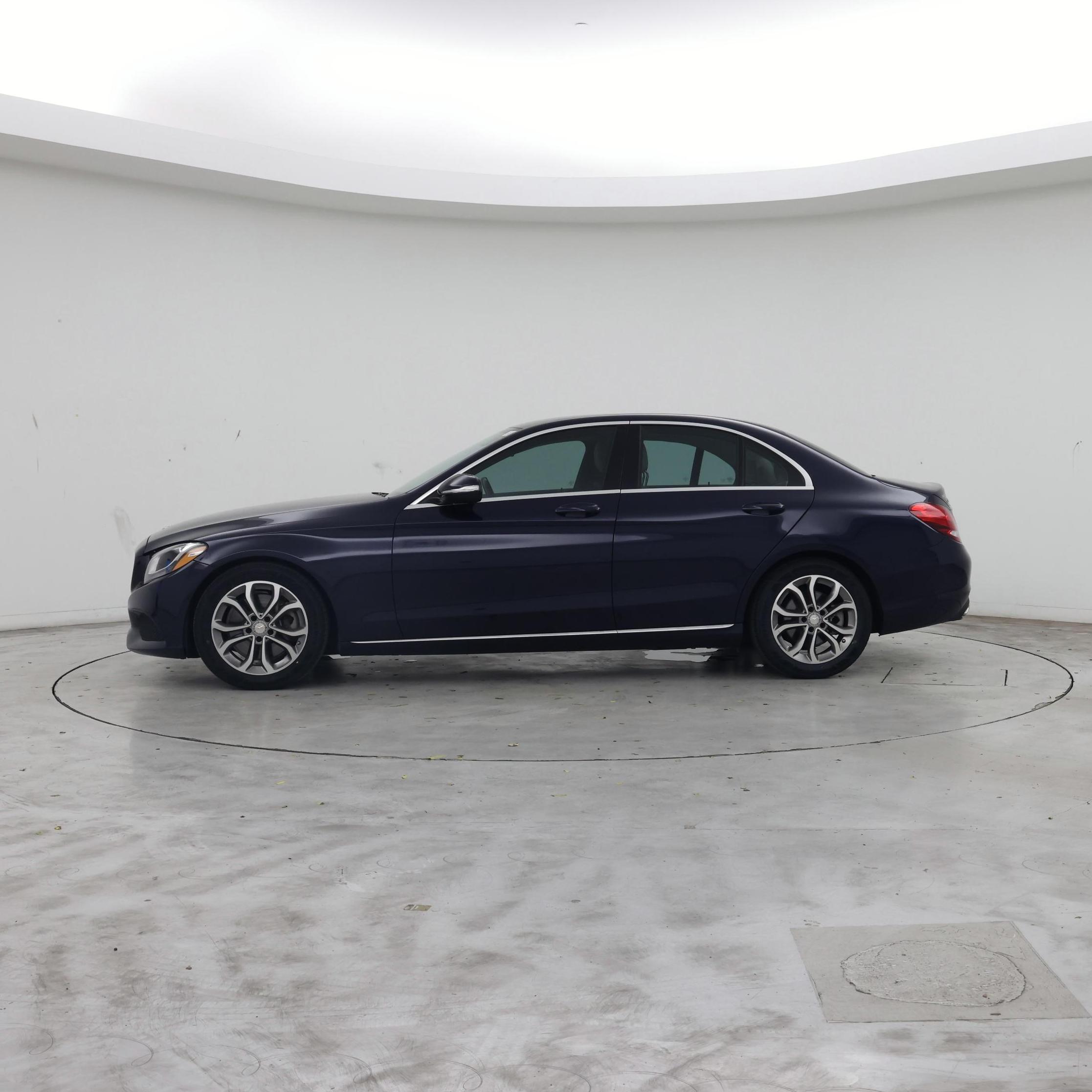 Thumbnail: 2015 Mercedes-Benz C-Class - 3