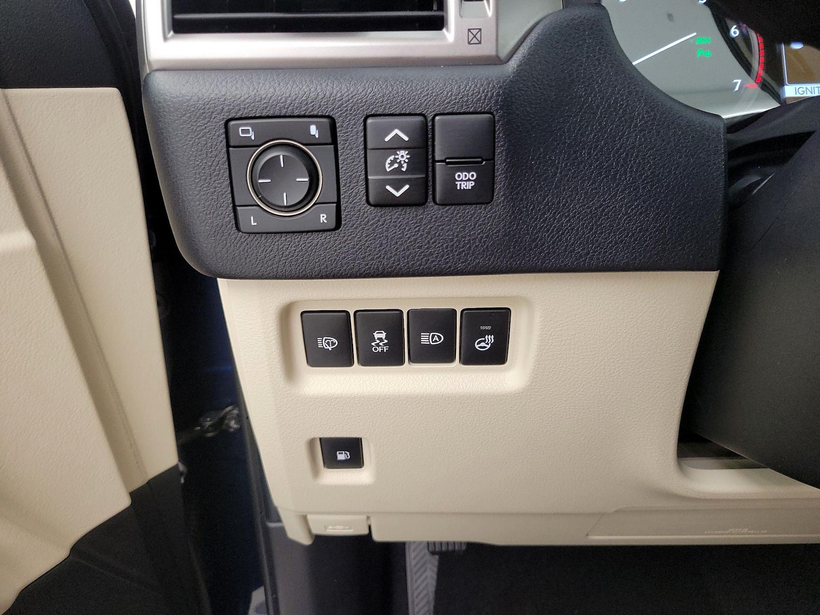 2023 Lexus GX PREMIUM - Photo 14