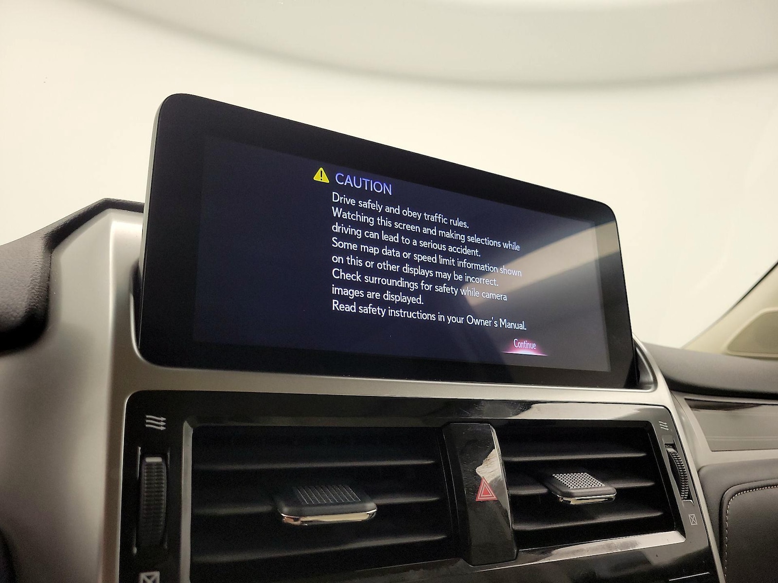 2023 Lexus GX PREMIUM - Photo 17